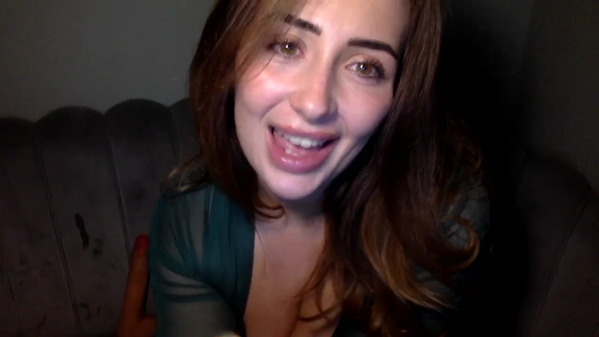 Gallery image thumbnail from misshazel1's myfreecams stream on, 02/06/2025, 20:51 image 6 of 20