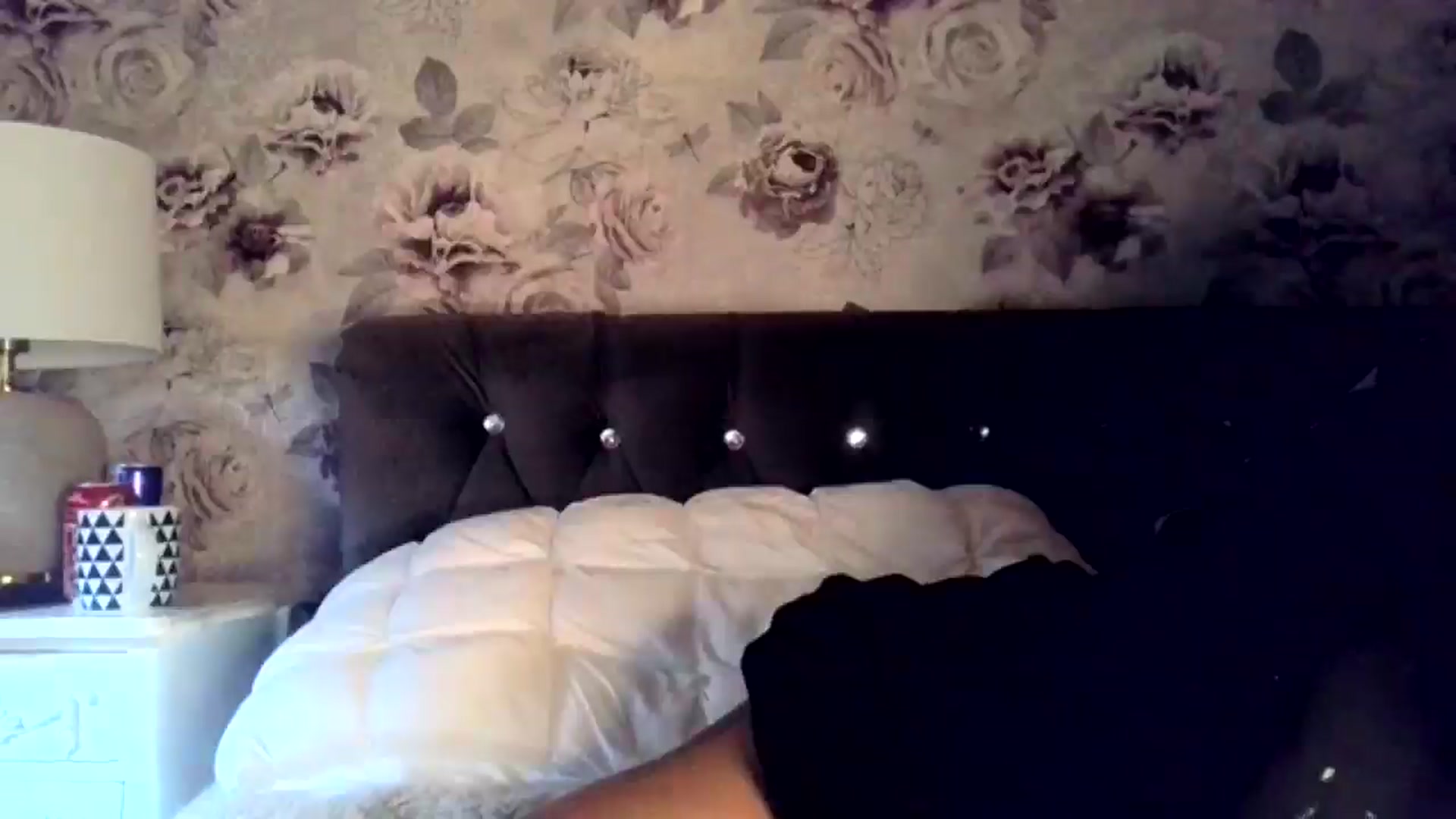 Gallery image thumbnail from missjessmays's myfreecams stream on, 02/16/2025, 10:26 image 11 of 20