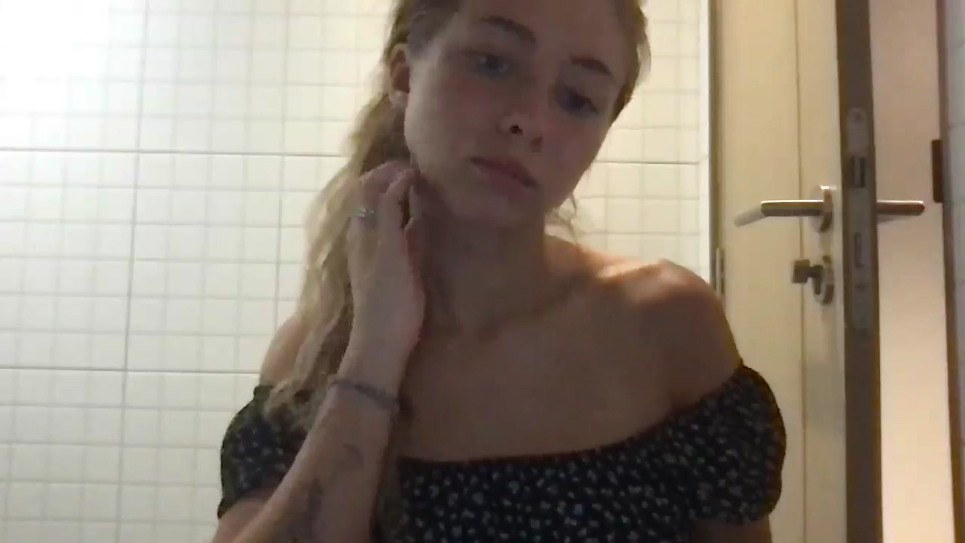 Gallery image thumbnail from missjessmays's myfreecams stream on, 02/28/2025, 14:21 image 19 of 20