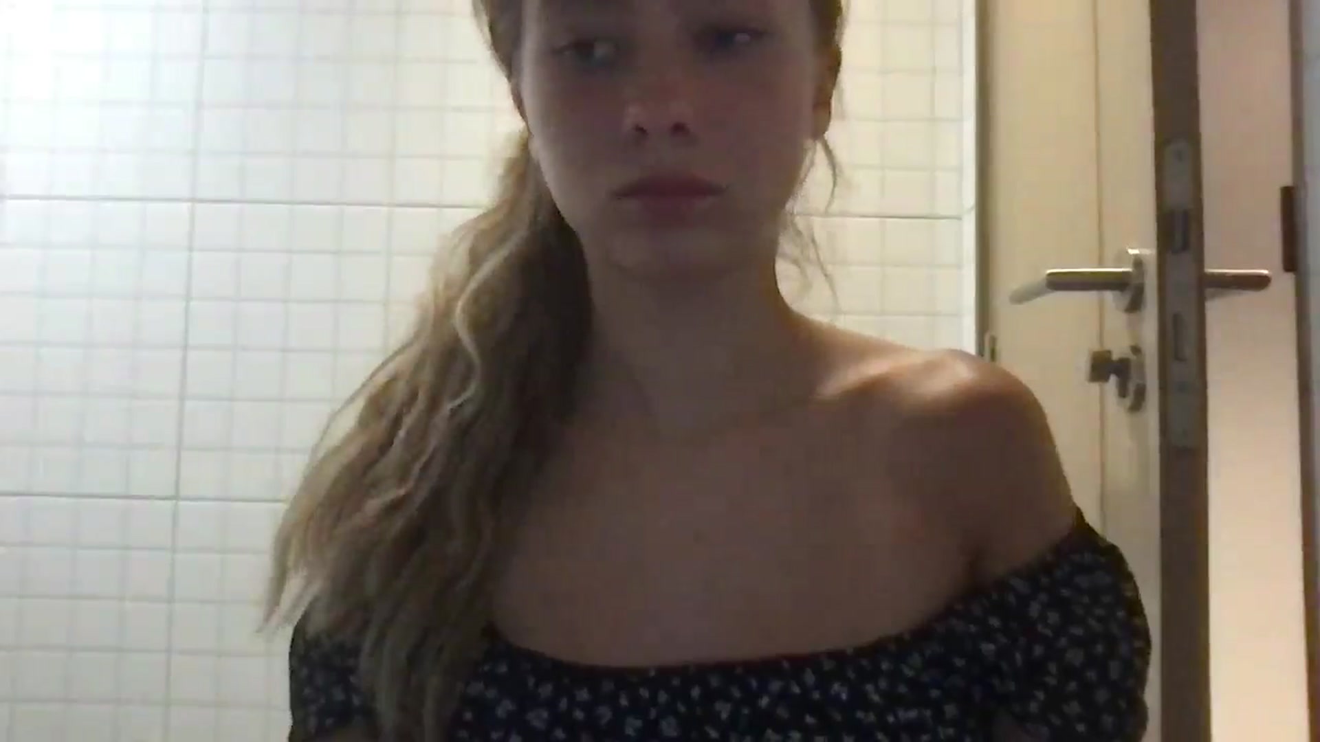 Gallery image thumbnail from missjessmays's myfreecams stream on, 02/28/2025, 14:21 image 13 of 20