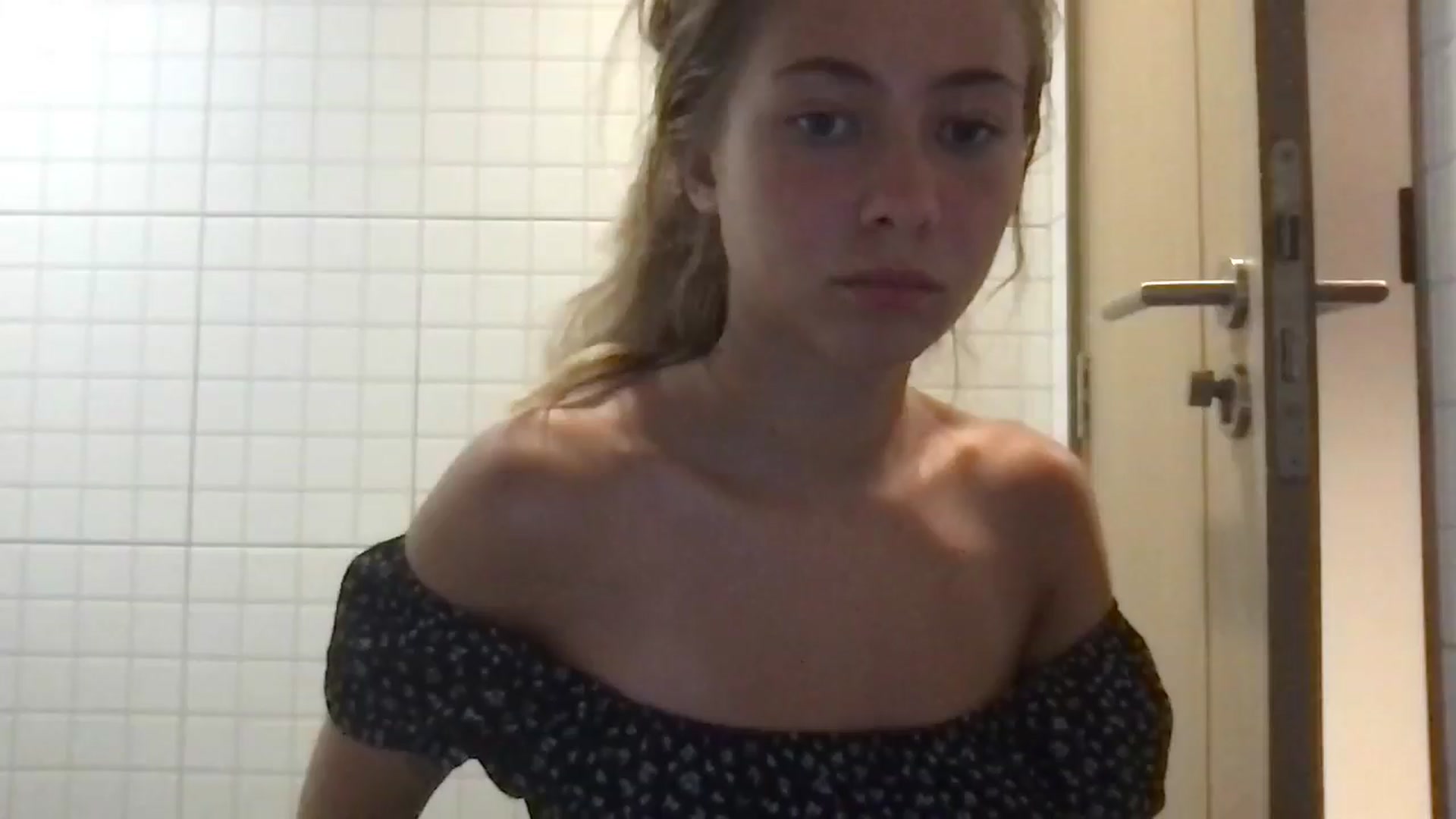 Gallery image thumbnail from missjessmays's myfreecams stream on, 02/28/2025, 14:21 image 1 of 20