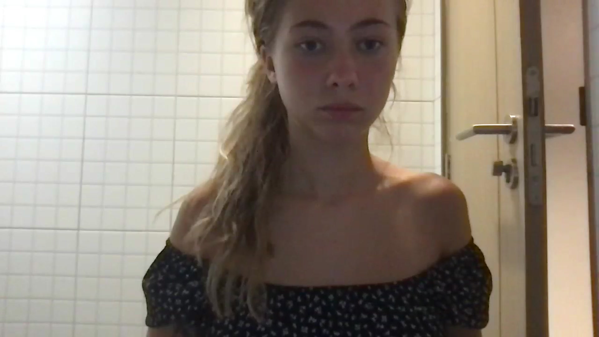 Gallery image thumbnail from missjessmays's myfreecams stream on, 02/28/2025, 14:21 image 18 of 20