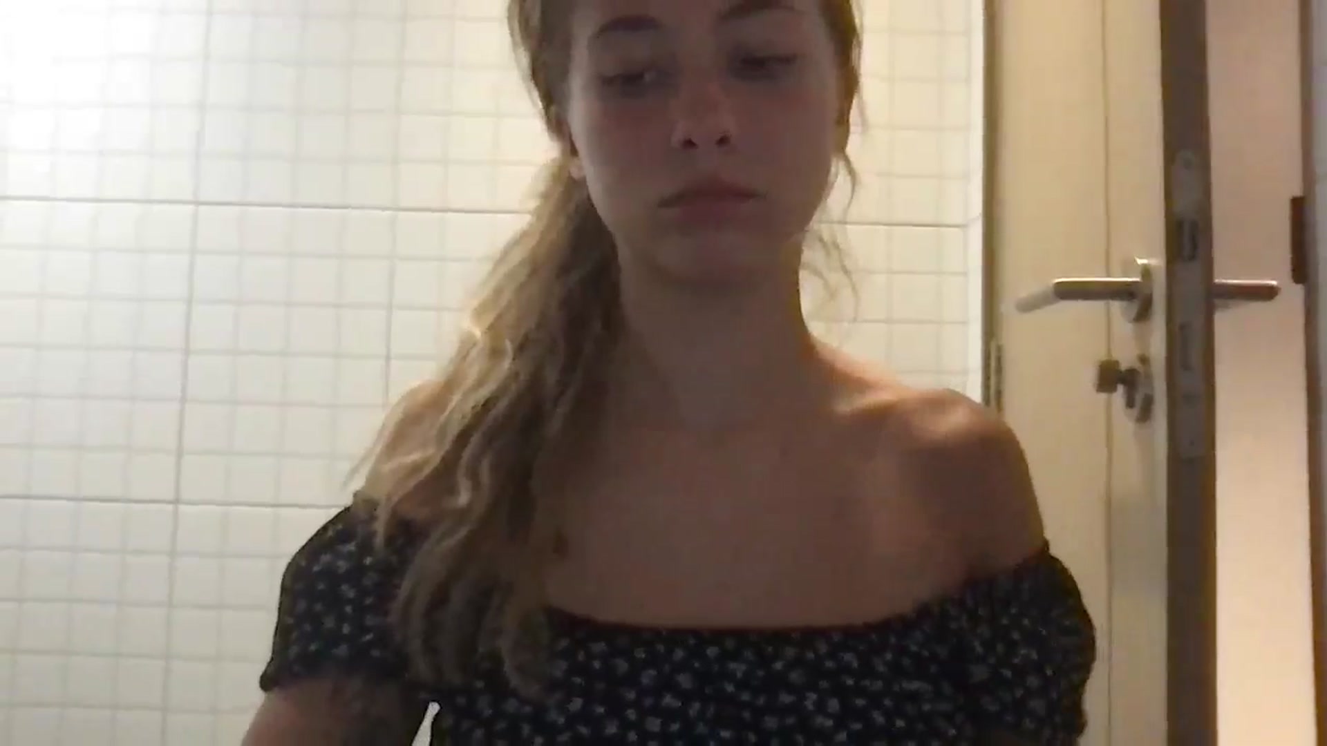 Gallery image thumbnail from missjessmays's myfreecams stream on, 02/28/2025, 14:21 image 16 of 20