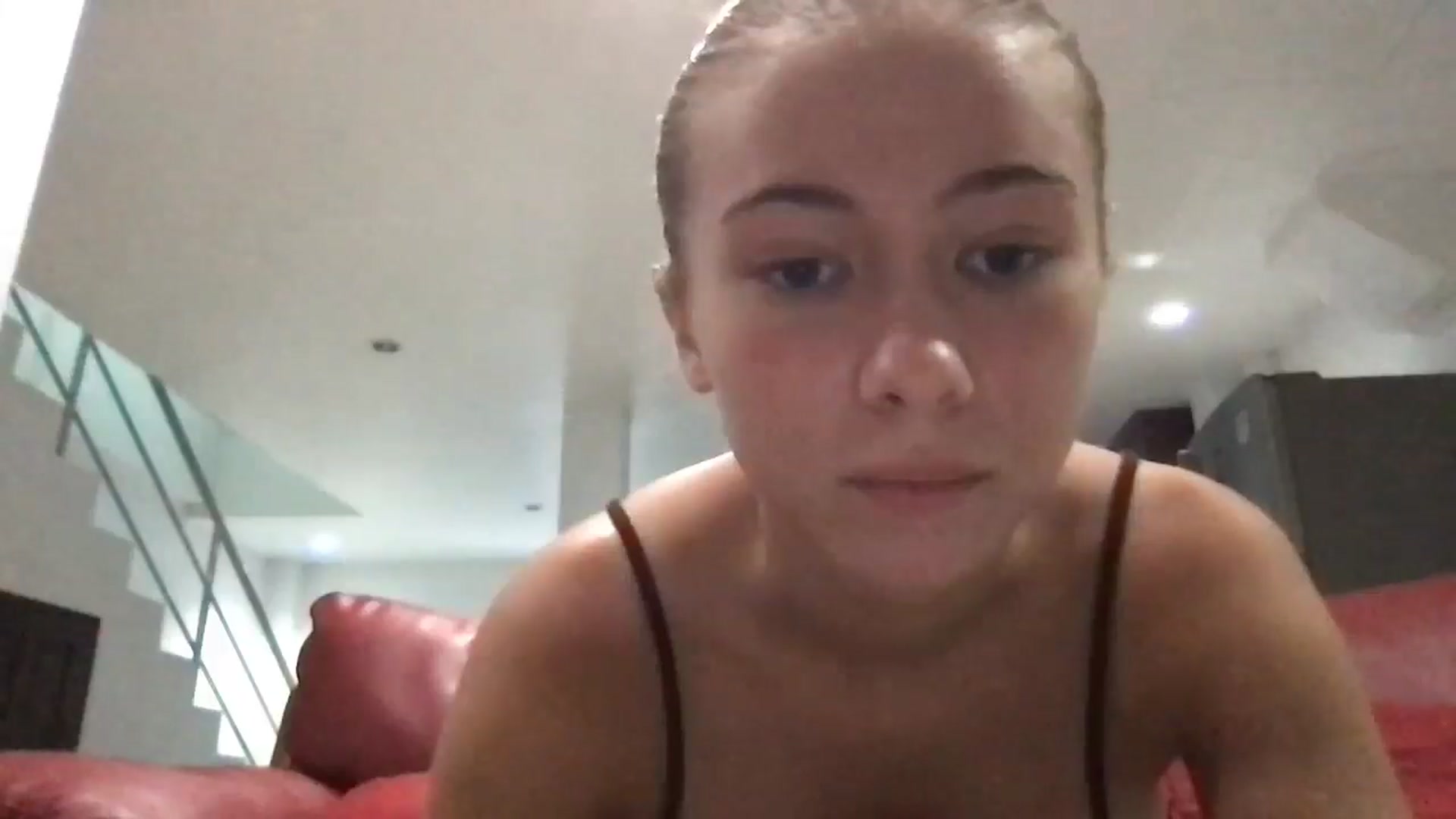 Gallery image thumbnail from missjessmays's myfreecams stream on, 04/06/2025, 10:59 image 9 of 20