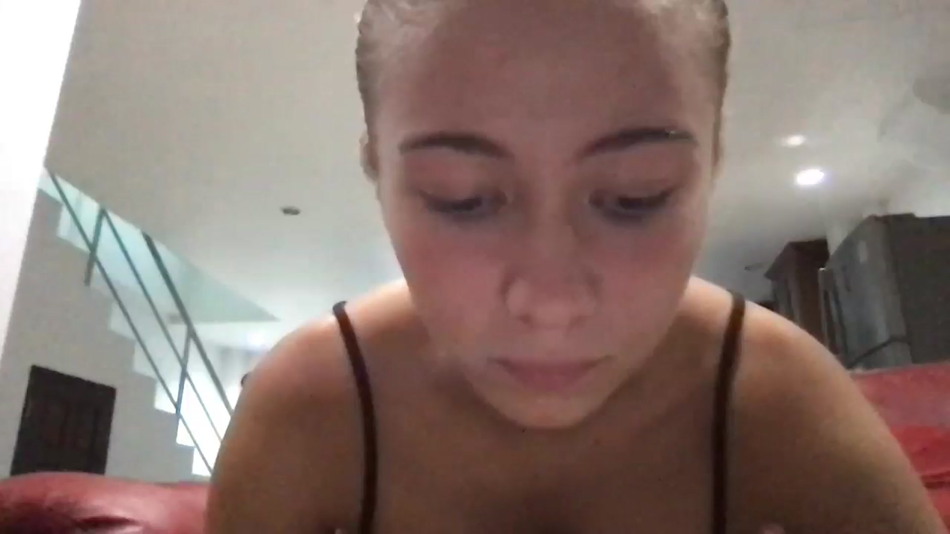 Gallery image thumbnail from missjessmays's myfreecams stream on, 04/06/2025, 10:59 image 5 of 20