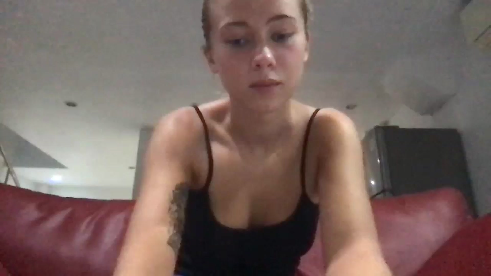 Gallery image thumbnail from missjessmays's myfreecams stream on, 04/06/2025, 12:54 image 6 of 20