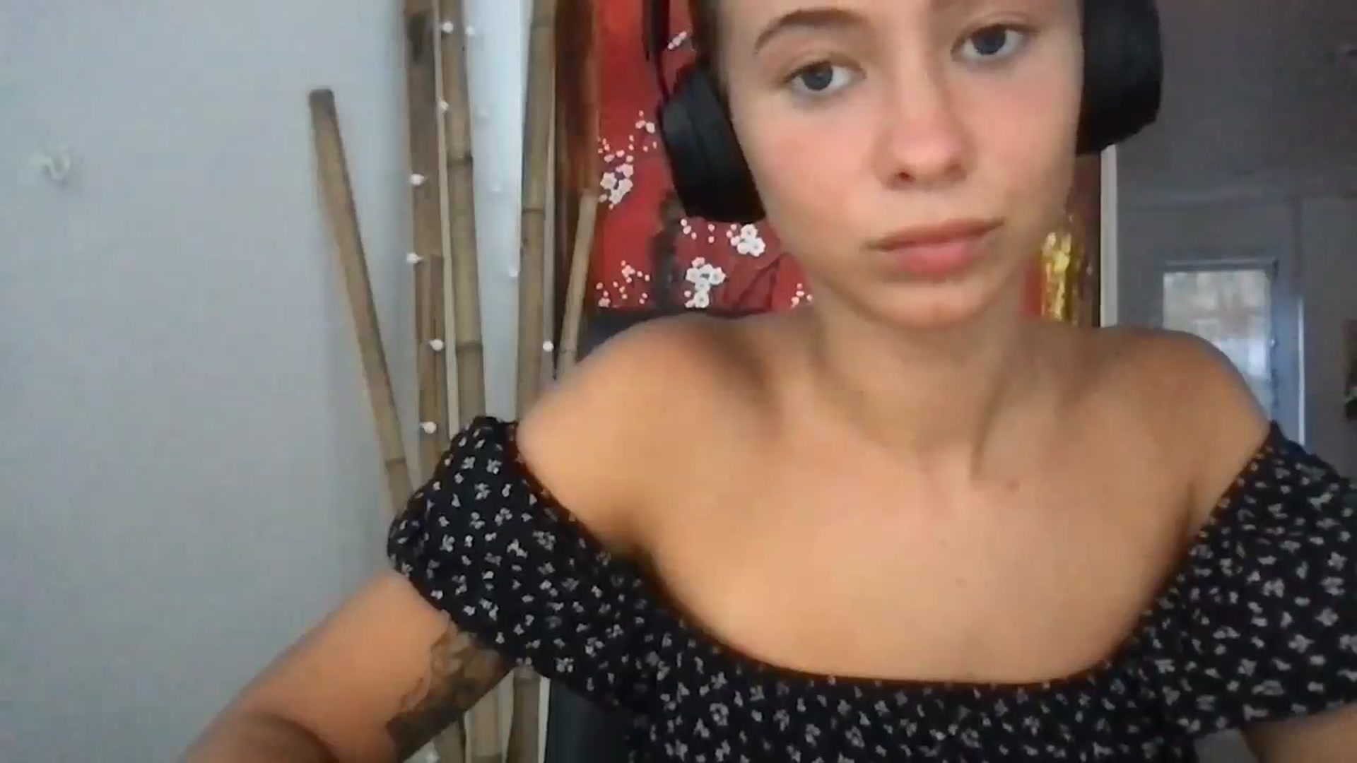 Gallery image thumbnail from missjessmays's myfreecams stream on, 04/26/2025, 11:20 image 6 of 20
