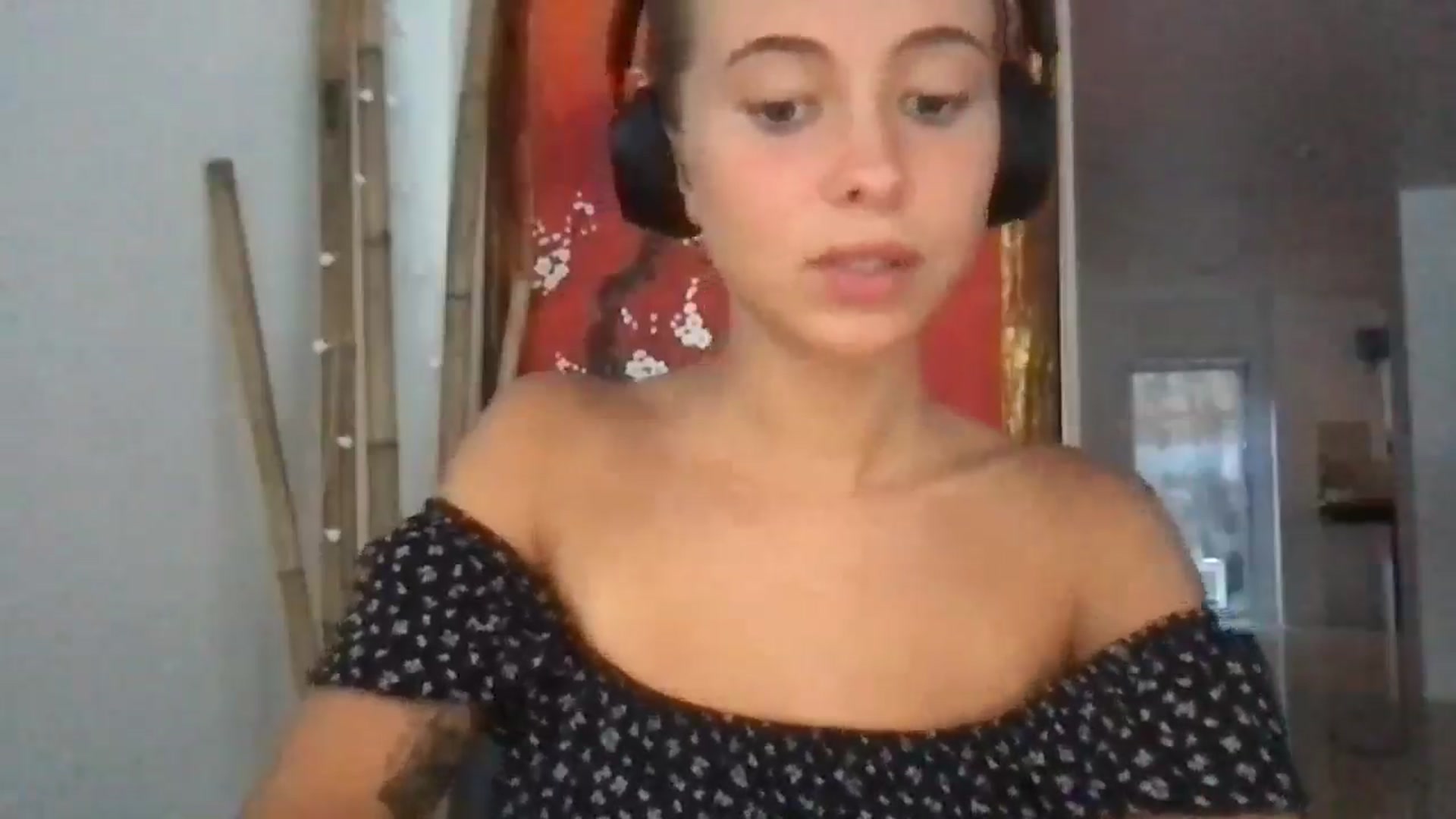 Gallery image thumbnail from missjessmays's myfreecams stream on, 04/26/2025, 11:20 image 13 of 20
