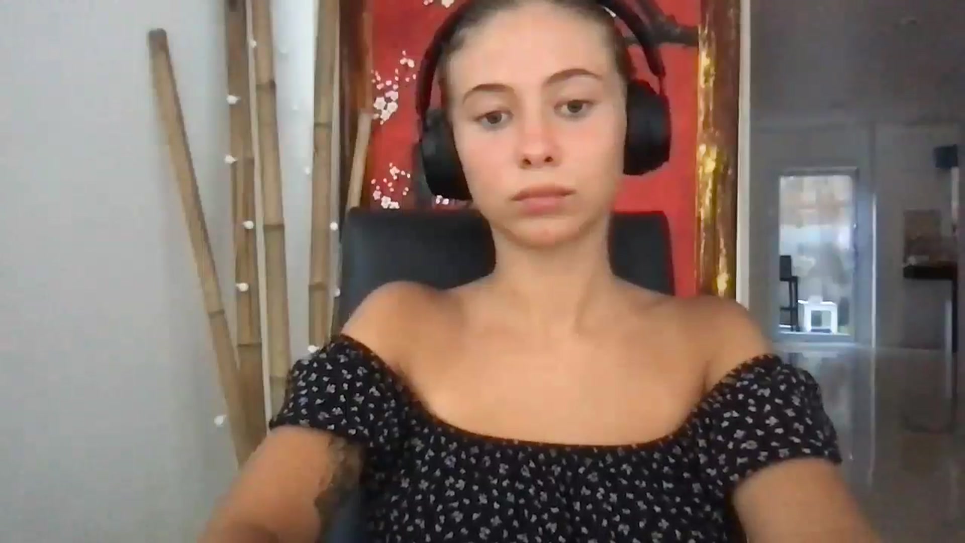 Gallery image thumbnail from missjessmays's myfreecams stream on, 04/26/2025, 11:20 image 2 of 20