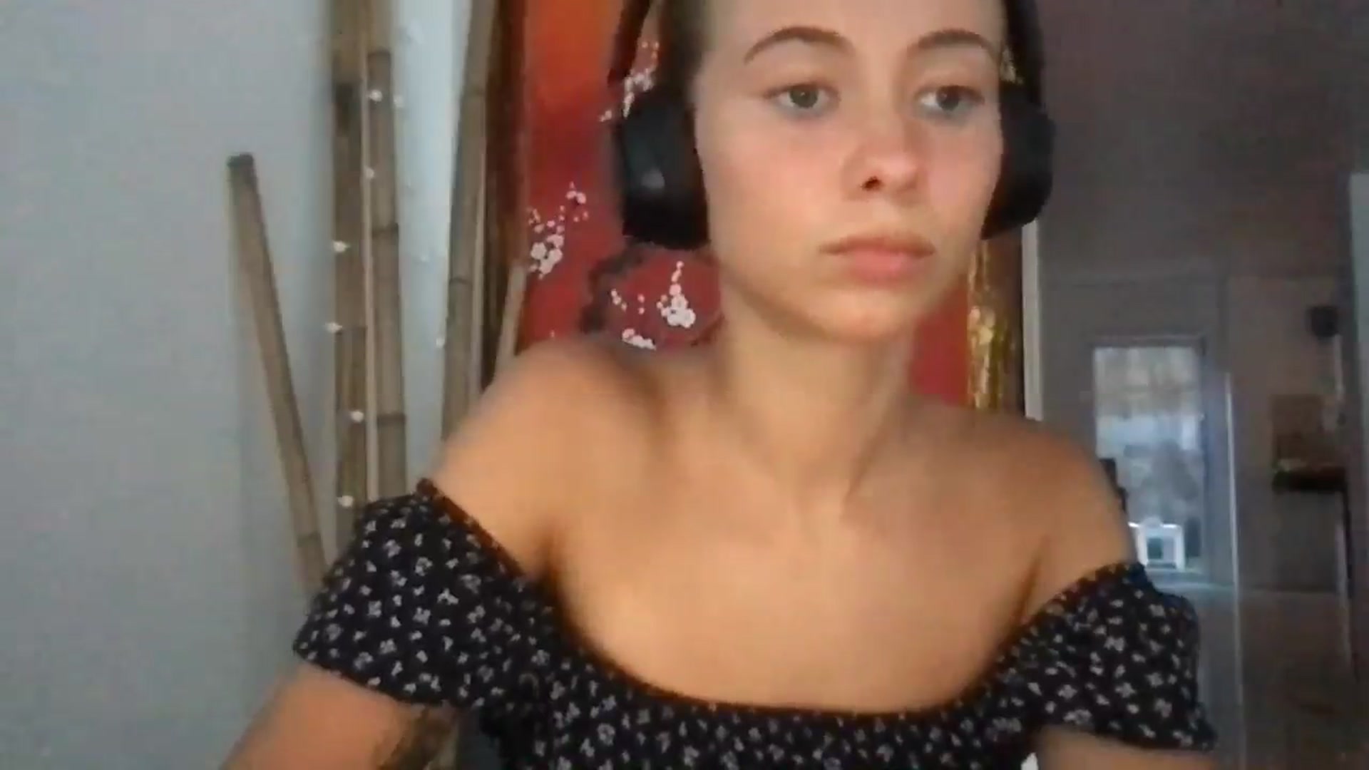 Gallery image thumbnail from missjessmays's myfreecams stream on, 04/26/2025, 11:20 image 15 of 20