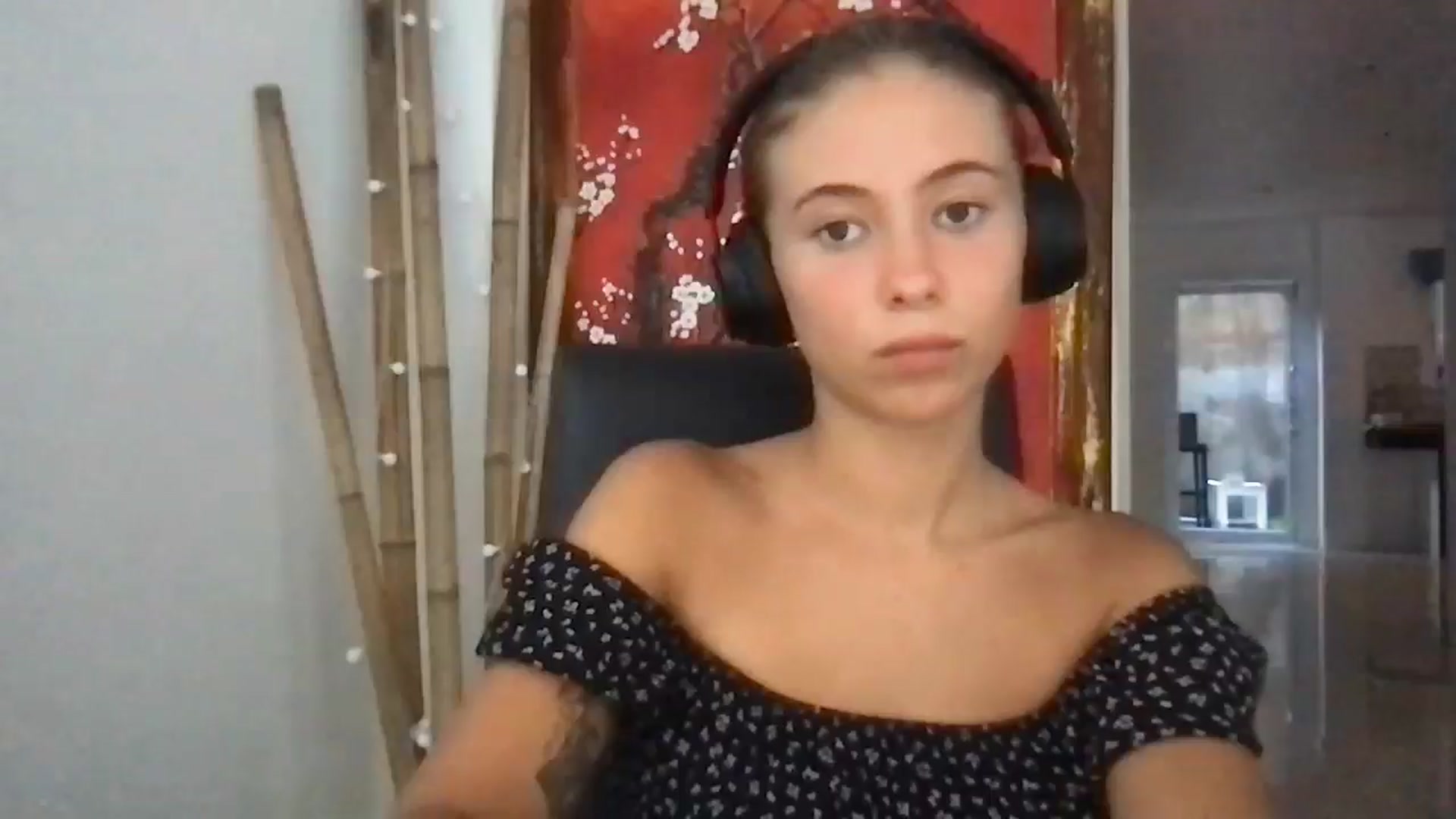 Gallery image thumbnail from missjessmays's myfreecams stream on, 04/26/2025, 11:20 image 8 of 20