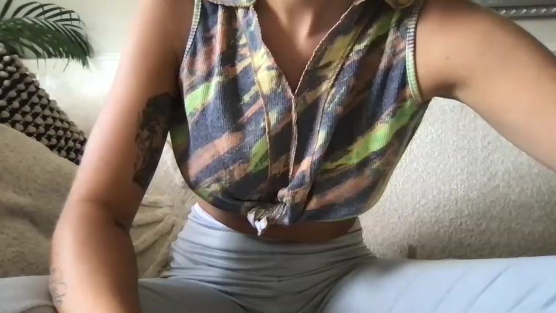Gallery image thumbnail from missjessmays's myfreecams stream on, 05/14/2025, 09:38 image 5 of 20