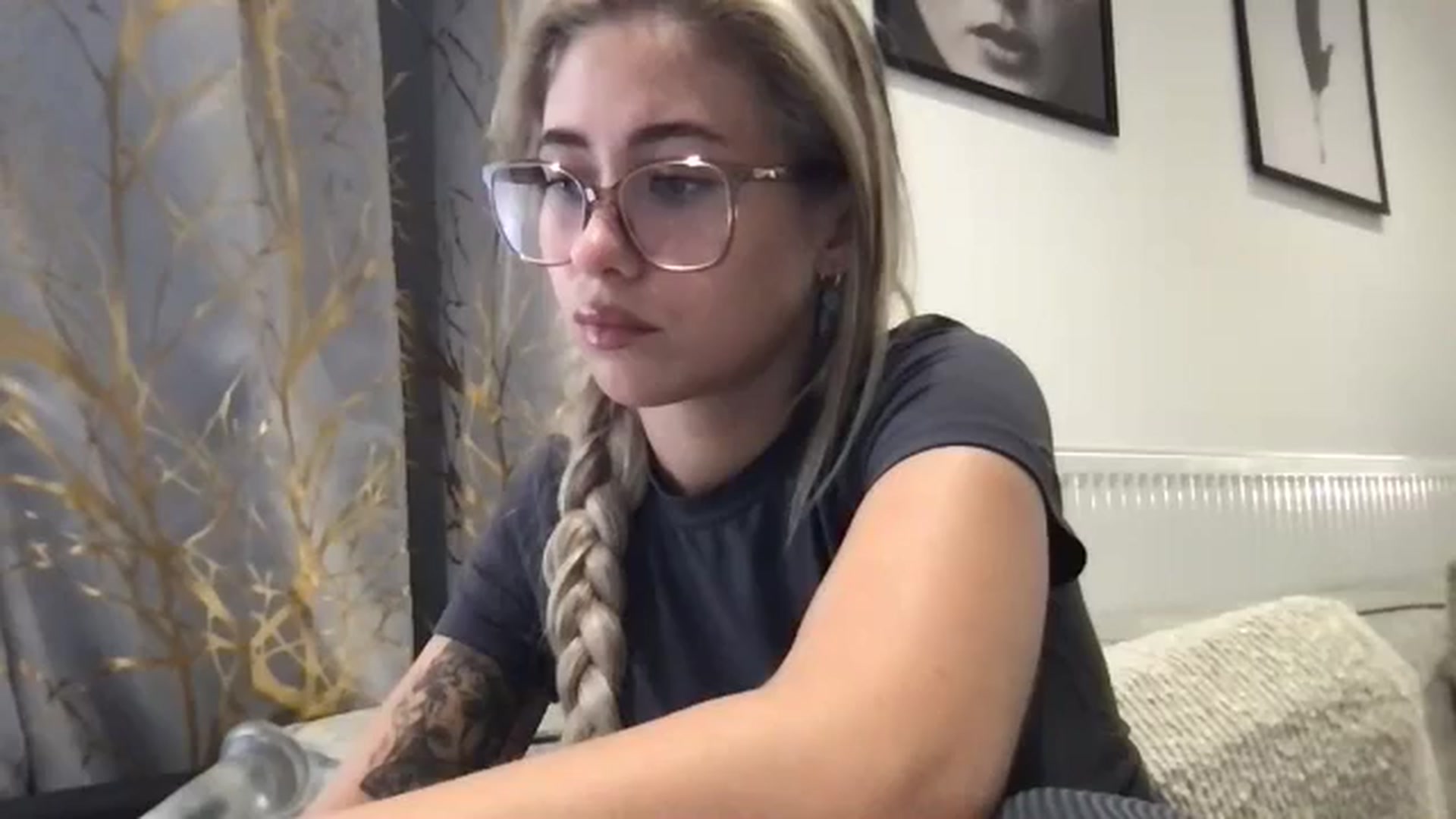 Gallery image thumbnail from missjessmays's myfreecams stream on, 08/27/2025, 12:50 image 1 of 20