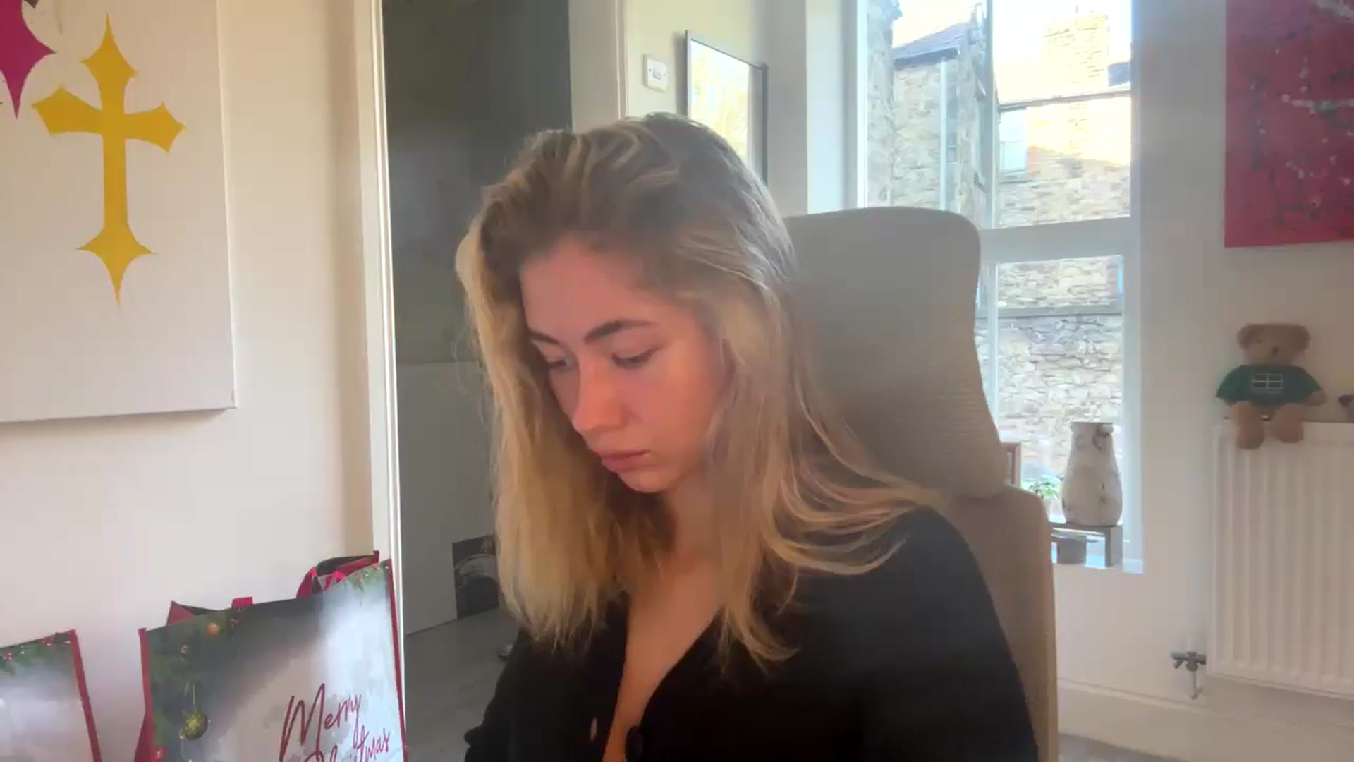 Gallery image thumbnail from missjessmays's myfreecams stream on, 11/17/2025, 11:48 image 10 of 20