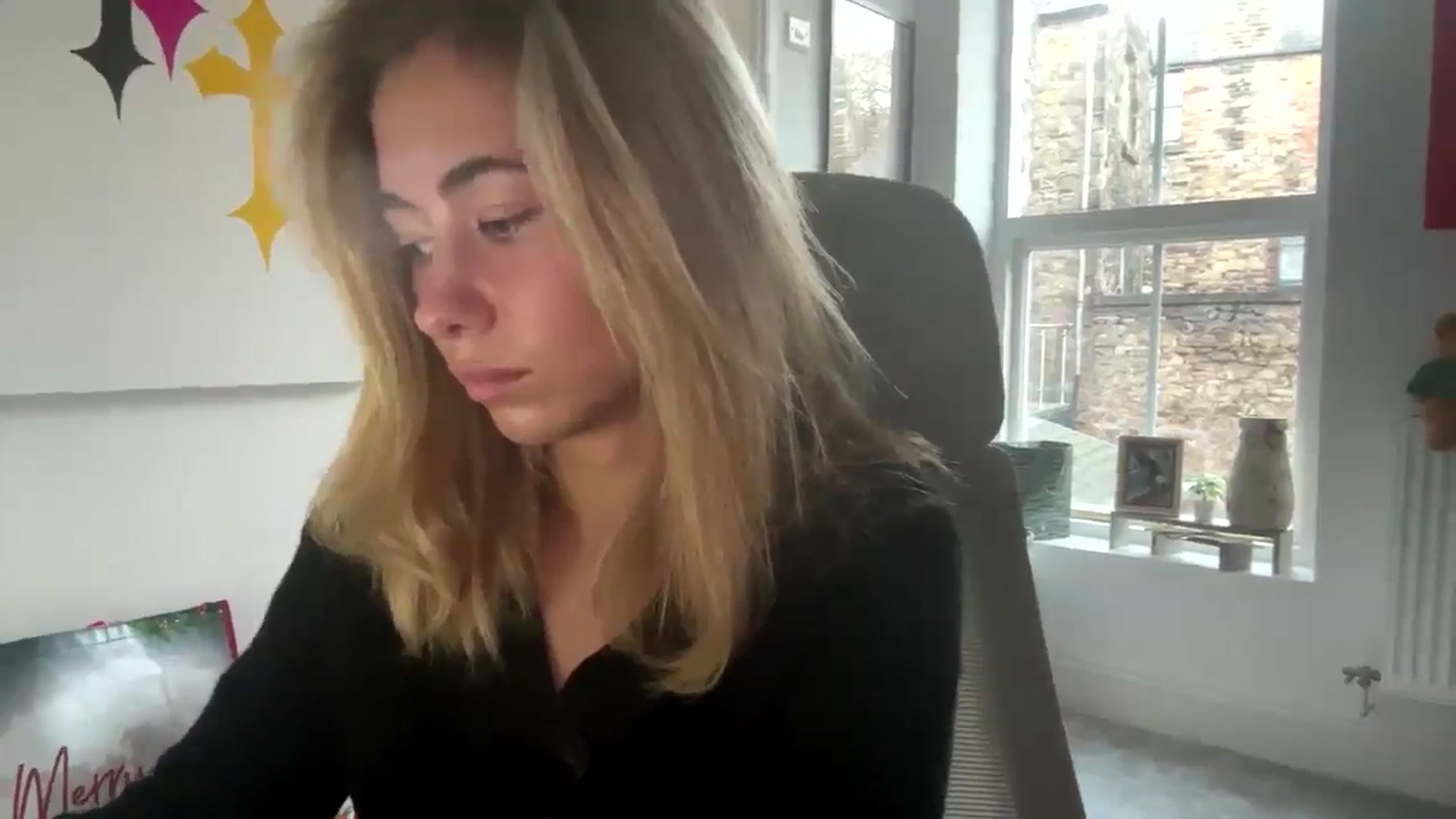 Gallery image thumbnail from missjessmays's myfreecams stream on, 11/17/2025, 15:43 image 17 of 20