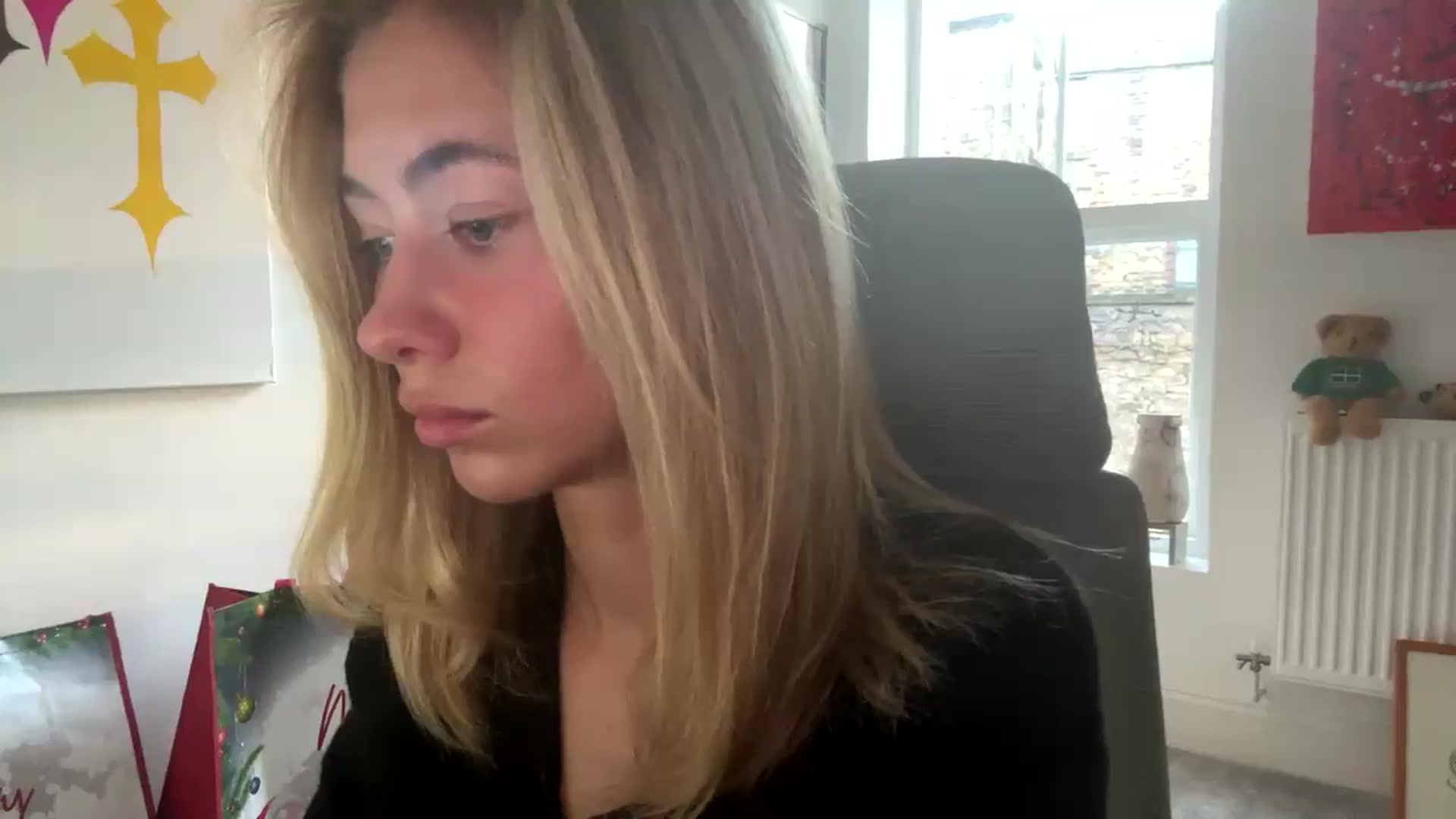 Gallery image thumbnail from missjessmays's myfreecams stream on, 11/17/2025, 15:43 image 5 of 20