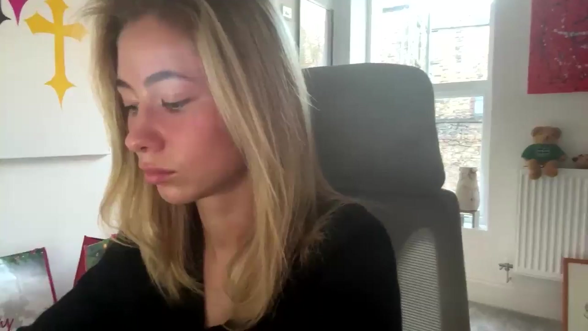 Gallery image thumbnail from missjessmays's myfreecams stream on, 11/17/2025, 15:43 image 6 of 20