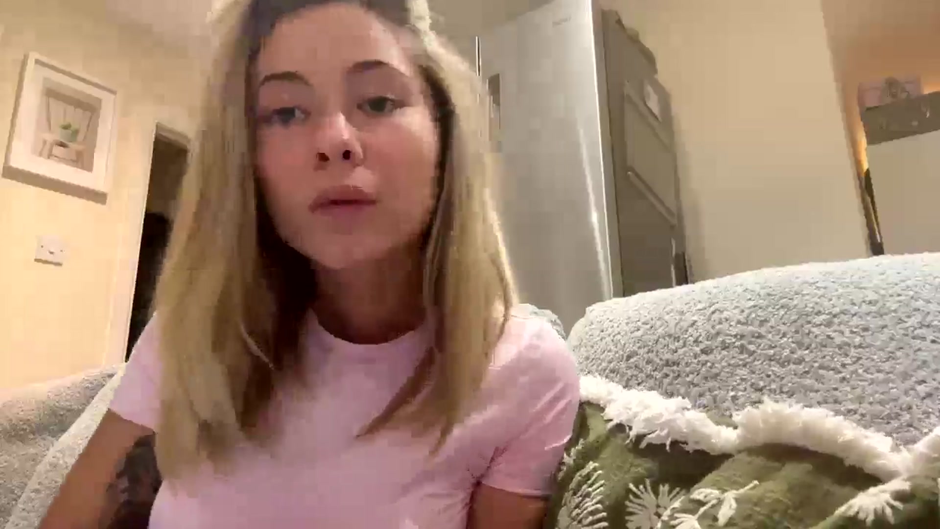 Gallery image thumbnail from missjessmays's myfreecams stream on, 11/22/2025, 17:22 image 5 of 20