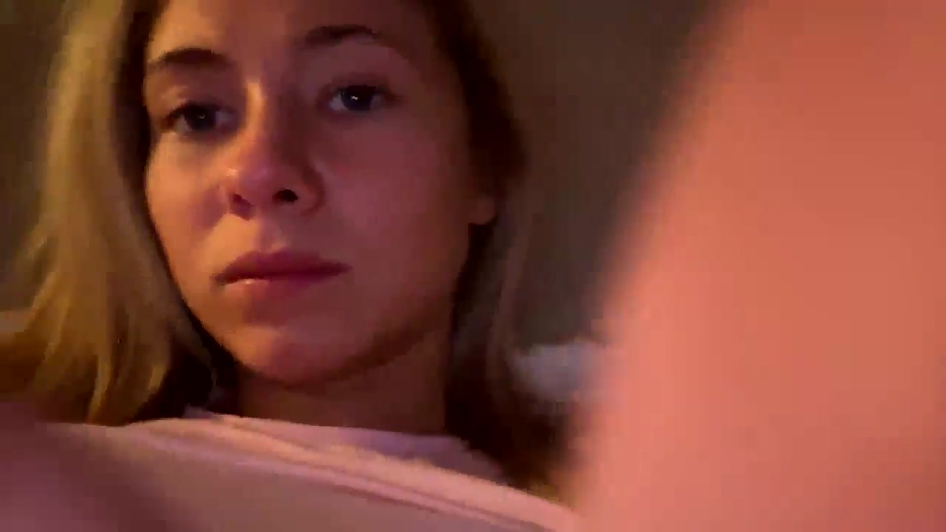 Gallery image thumbnail from missjessmays's myfreecams stream on, 11/22/2025, 19:46 image 3 of 20