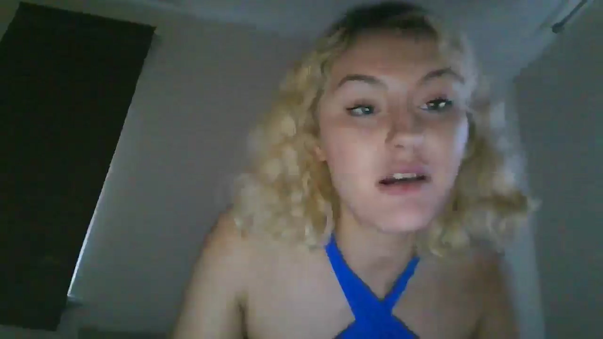 Gallery image thumbnail from misslilly's myfreecams stream on, 04/02/2025, 18:38 image 12 of 20