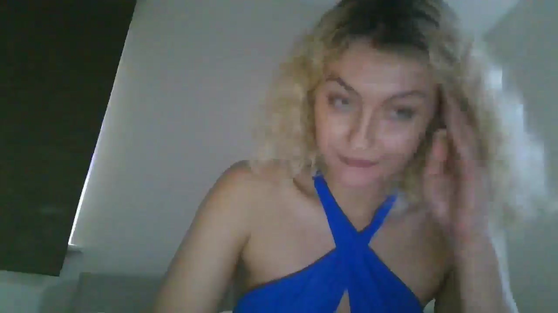 Gallery image thumbnail from misslilly's myfreecams stream on, 04/02/2025, 18:38 image 5 of 20