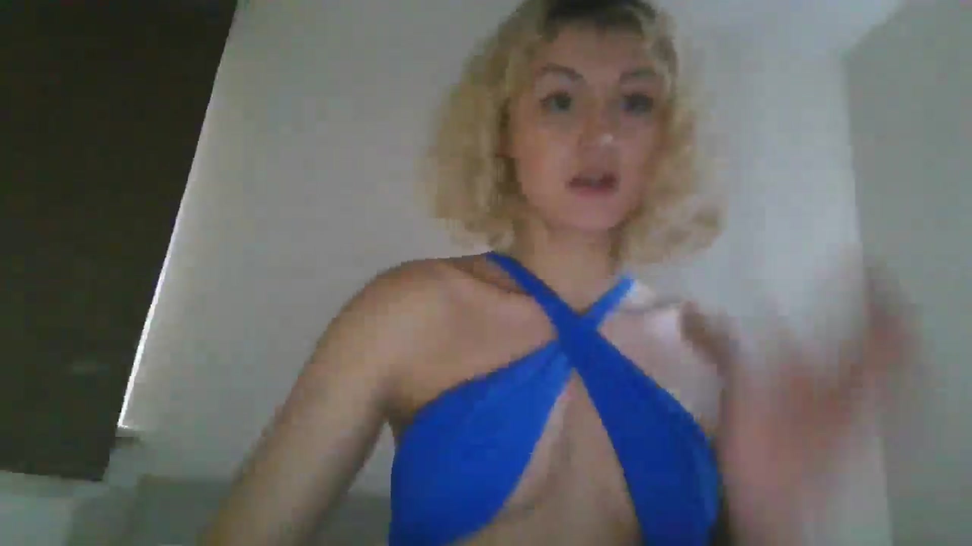 Gallery image thumbnail from misslilly's myfreecams stream on, 04/02/2025, 18:38 image 4 of 20
