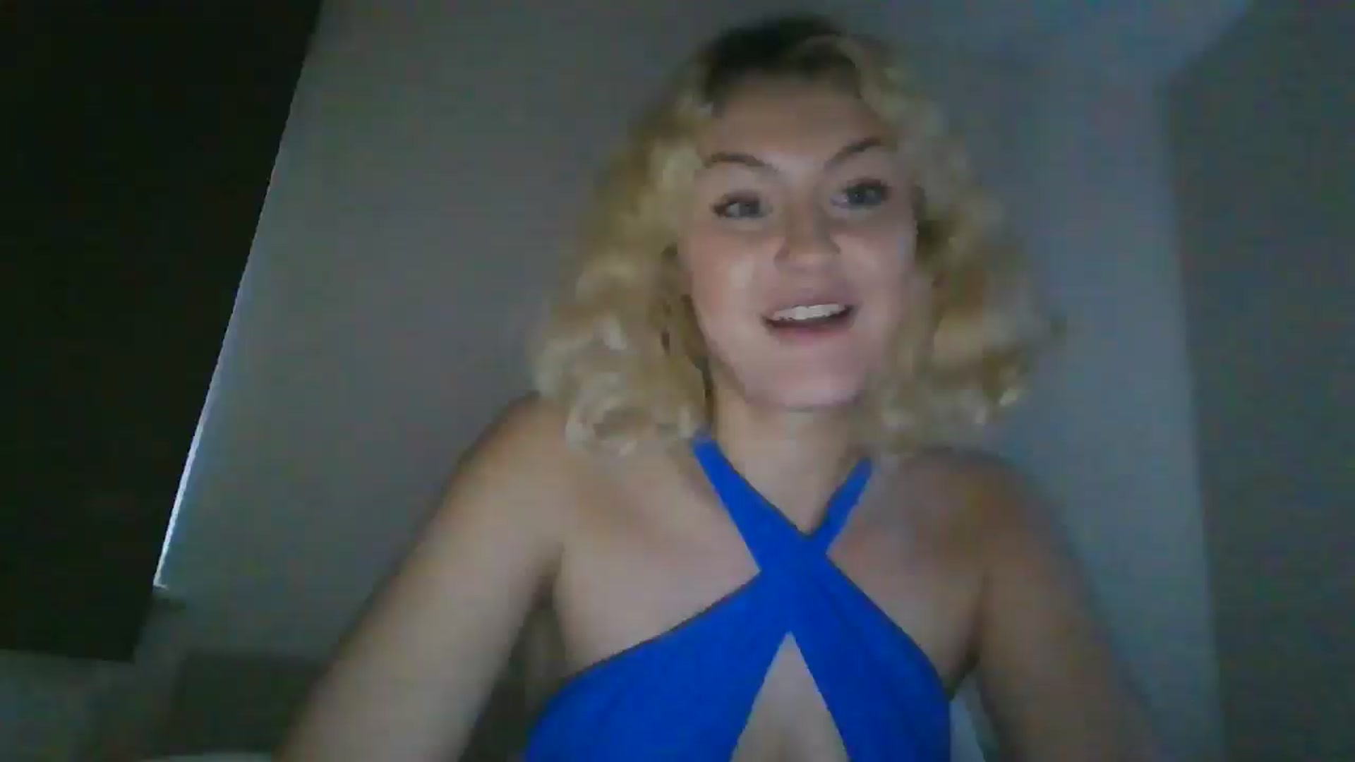 Gallery image thumbnail from misslilly's myfreecams stream on, 04/02/2025, 18:38 image 14 of 20