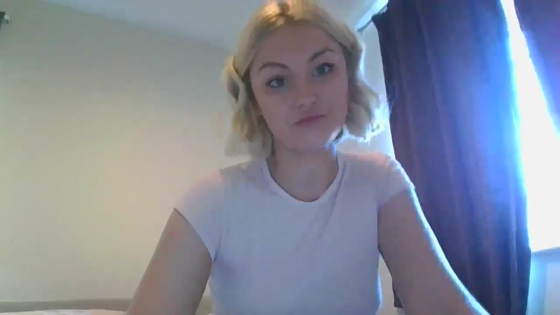 Gallery image thumbnail from misslilly's myfreecams stream on, 05/09/2025, 16:35 image 16 of 20