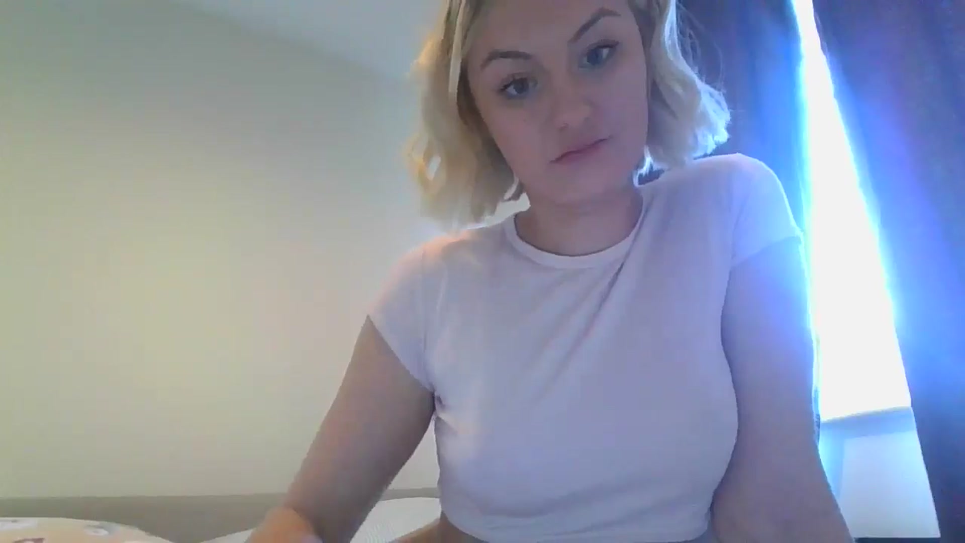 Gallery image thumbnail from misslilly's myfreecams stream on, 05/09/2025, 16:35 image 10 of 20