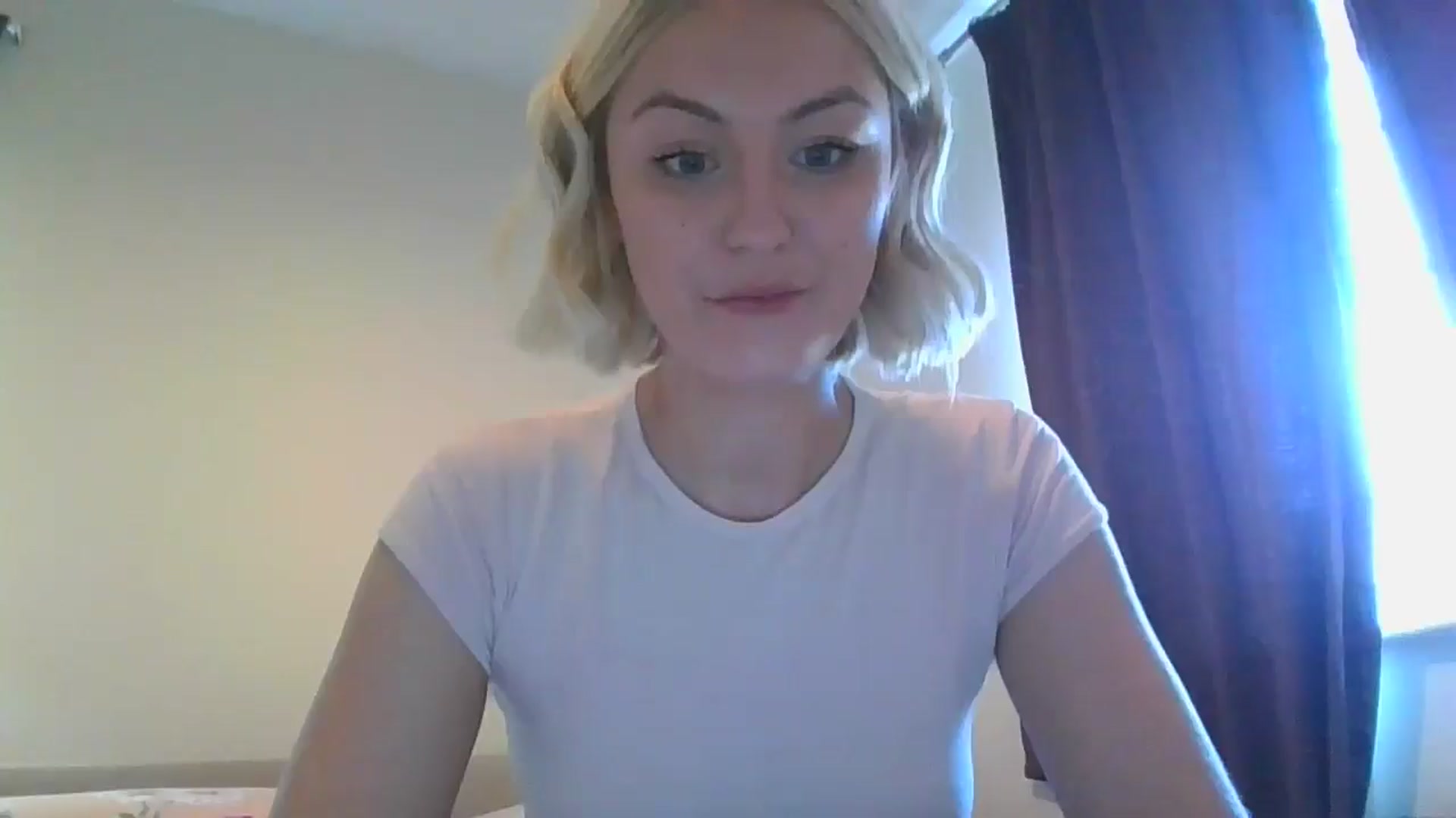 Gallery image thumbnail from misslilly's myfreecams stream on, 05/09/2025, 16:35 image 17 of 20