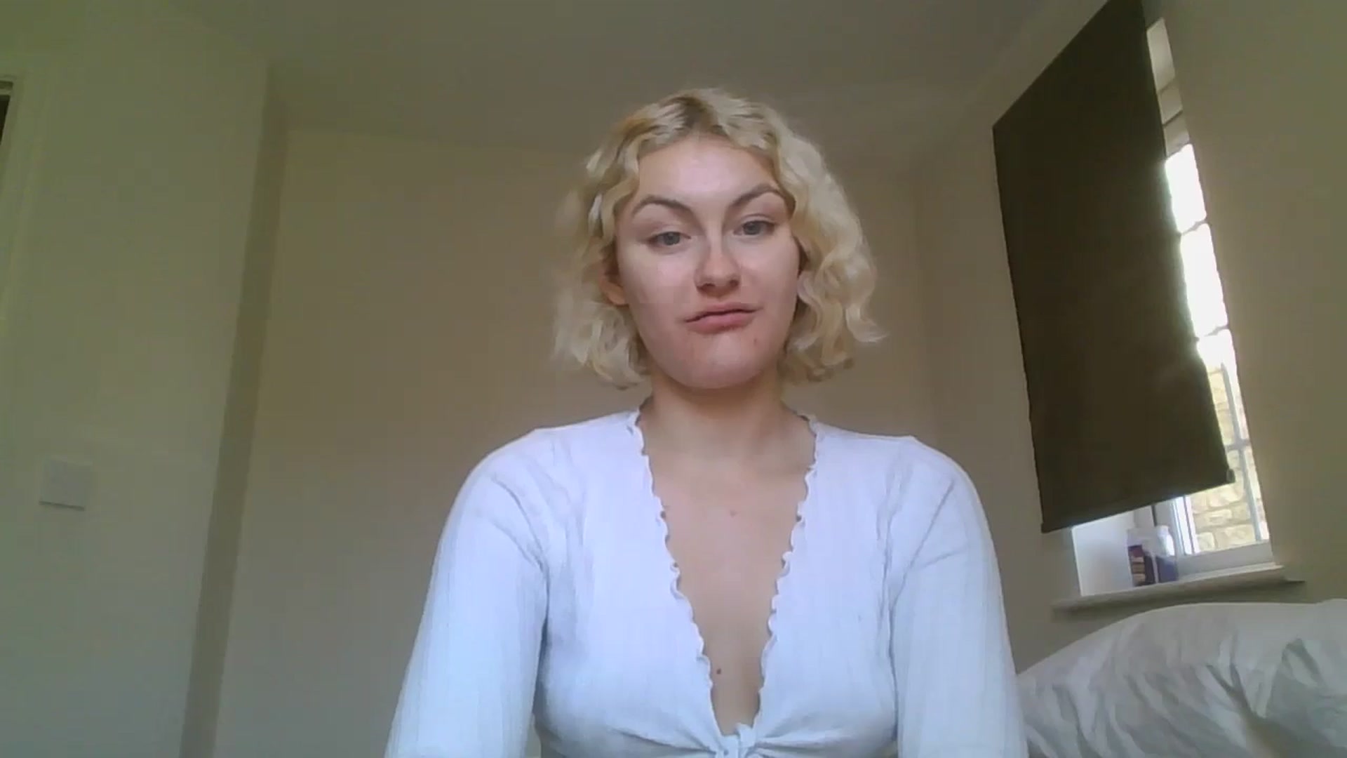 Gallery image thumbnail from misslilly's myfreecams stream on, 05/17/2025, 14:55 image 13 of 20