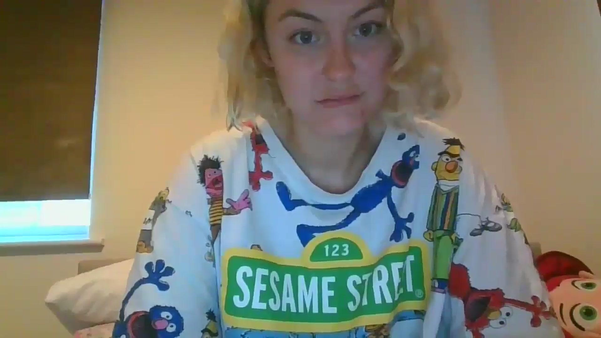 Gallery image thumbnail from misslilly's myfreecams stream on, 05/17/2025, 19:40 image 10 of 20