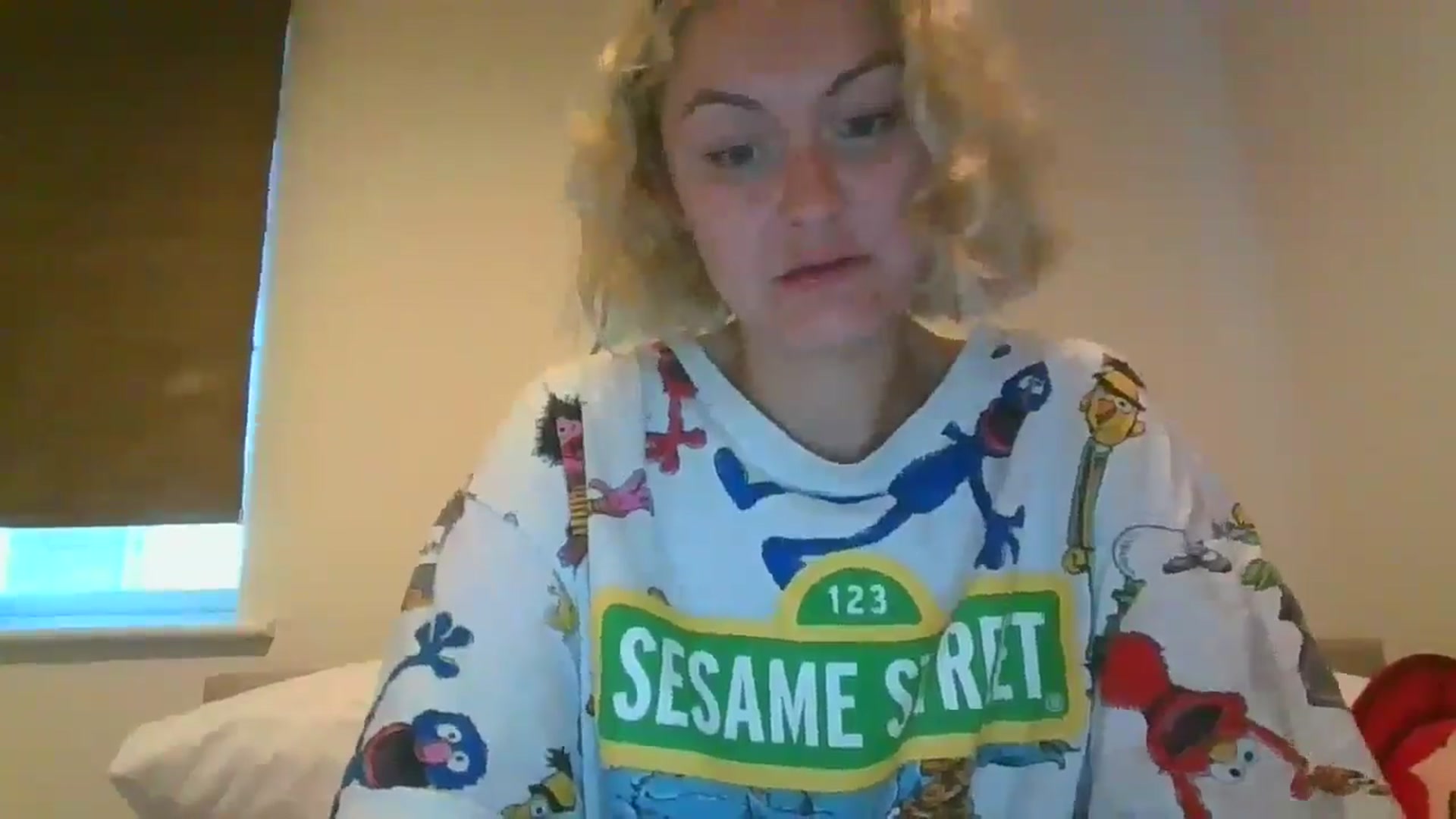 Gallery image thumbnail from misslilly's myfreecams stream on, 05/17/2025, 19:40 image 19 of 20
