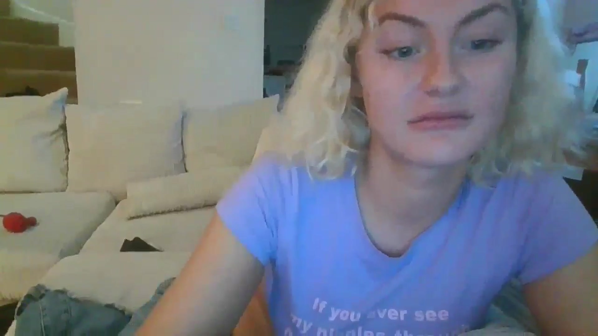 Gallery image thumbnail from misslilly's myfreecams stream on, 08/08/2025, 17:34 image 8 of 20