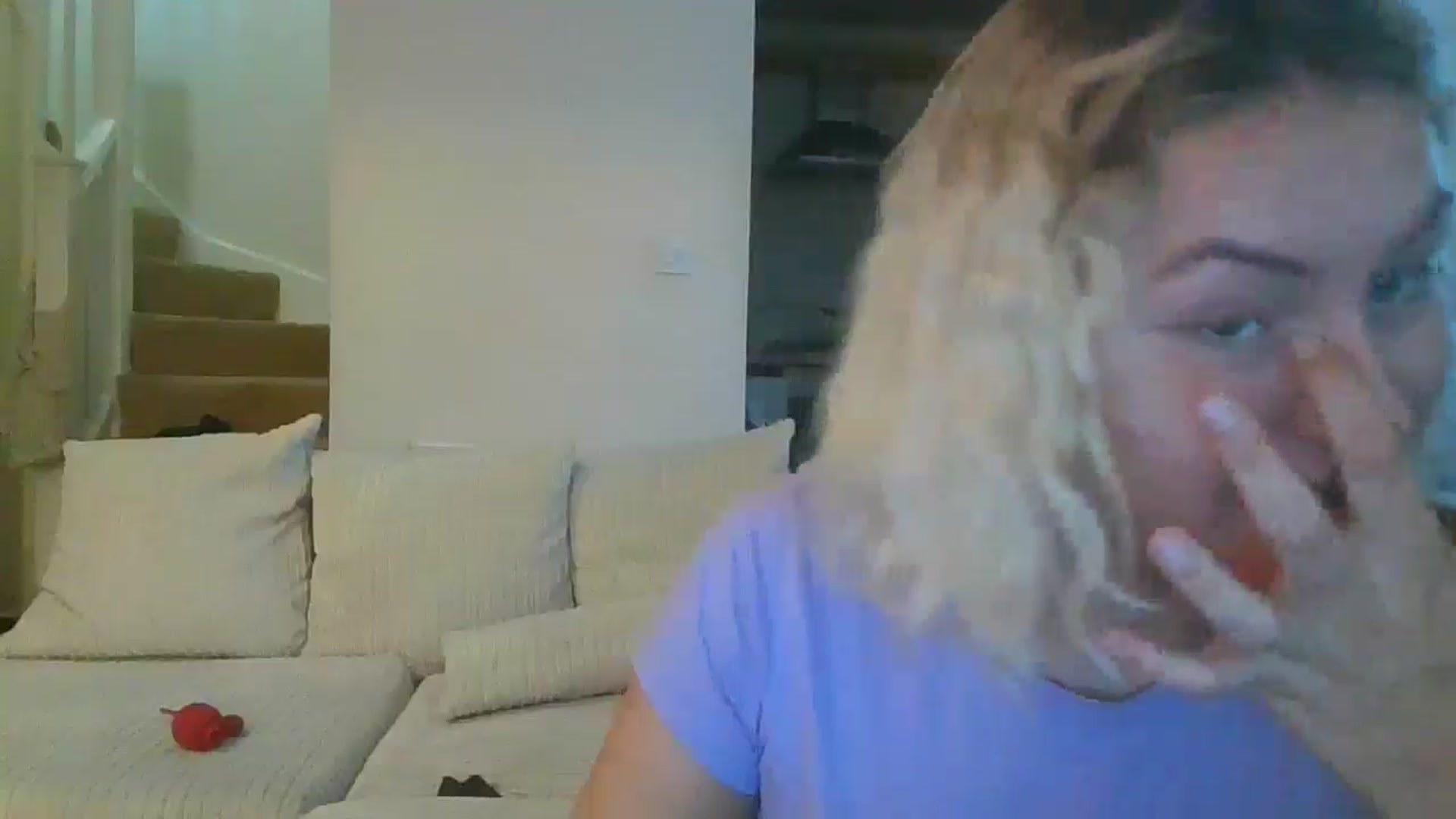 Gallery image thumbnail from misslilly's myfreecams stream on, 08/08/2025, 17:34 image 16 of 20