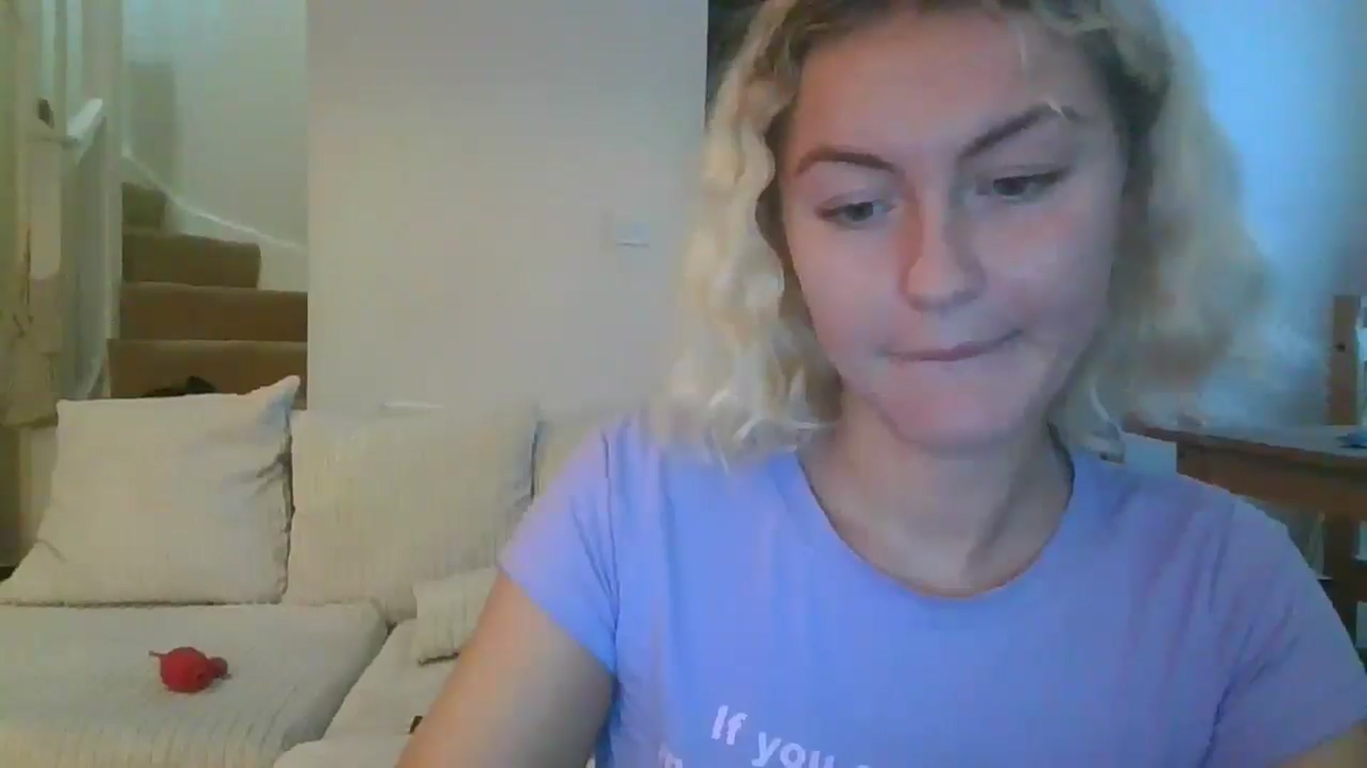 Gallery image thumbnail from misslilly's myfreecams stream on, 08/08/2025, 17:34 image 15 of 20