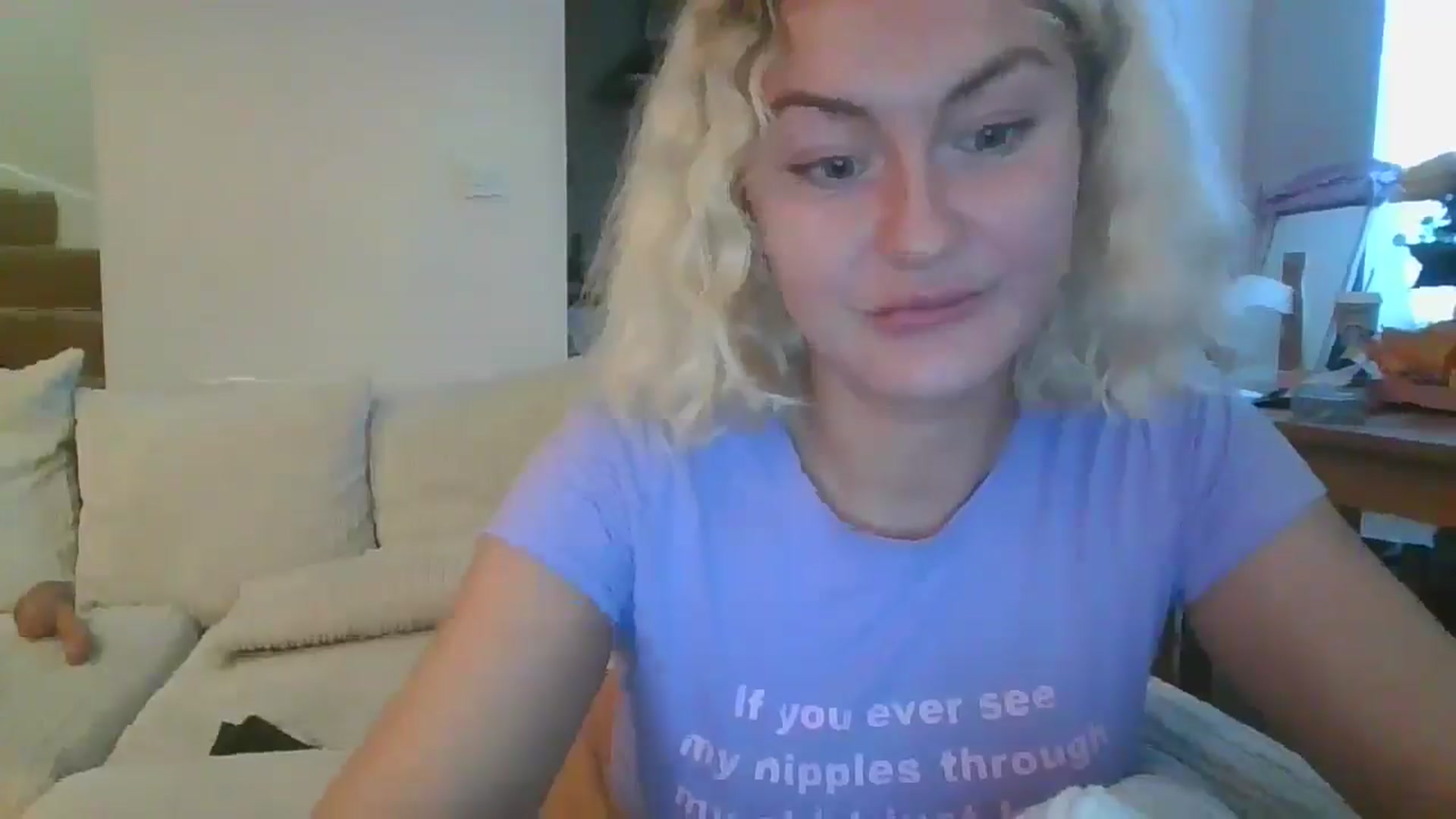 Gallery image thumbnail from misslilly's myfreecams stream on, 08/08/2025, 17:34 image 3 of 20