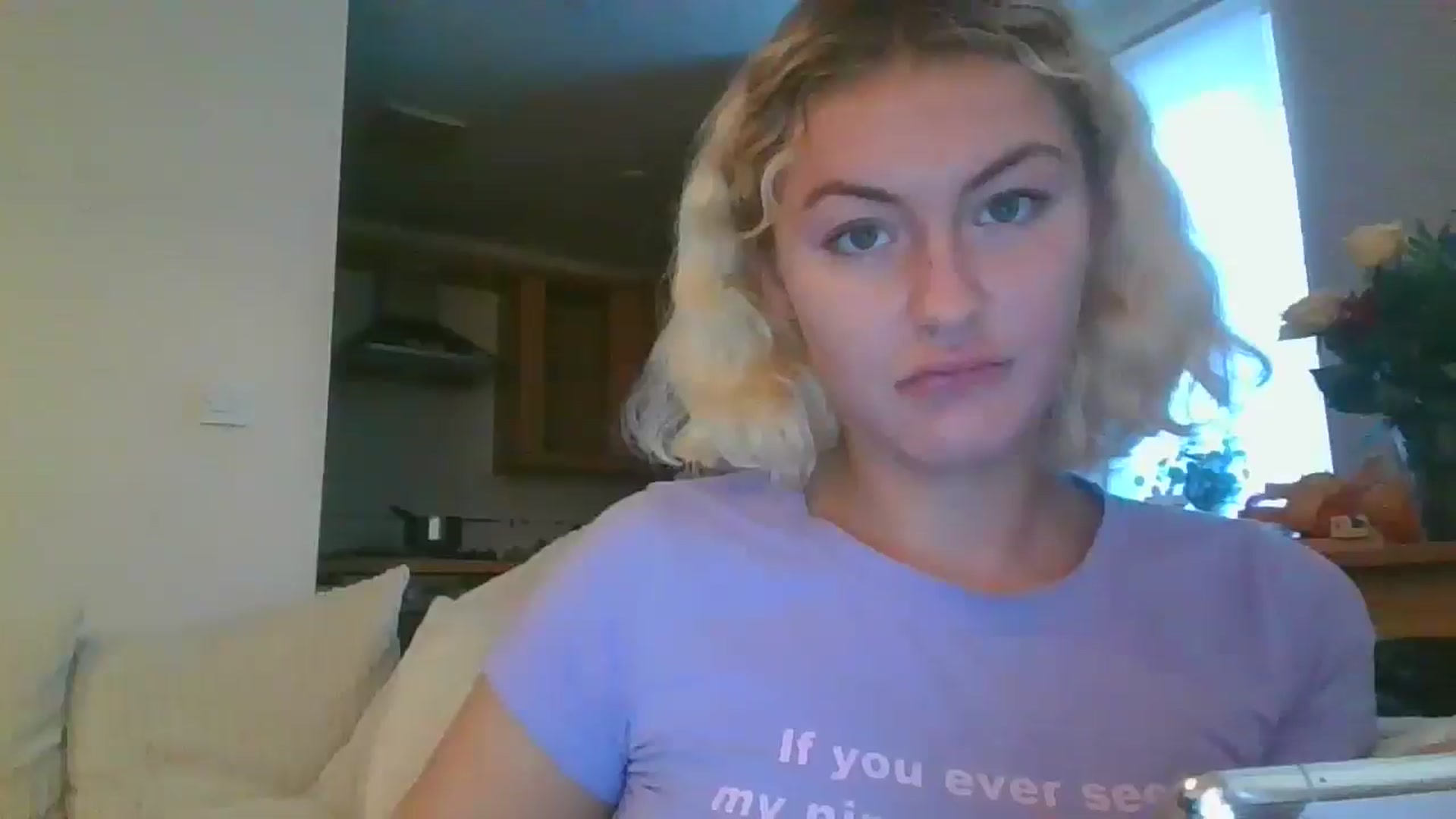 Gallery image thumbnail from misslilly's myfreecams stream on, 08/08/2025, 18:13 image 10 of 20