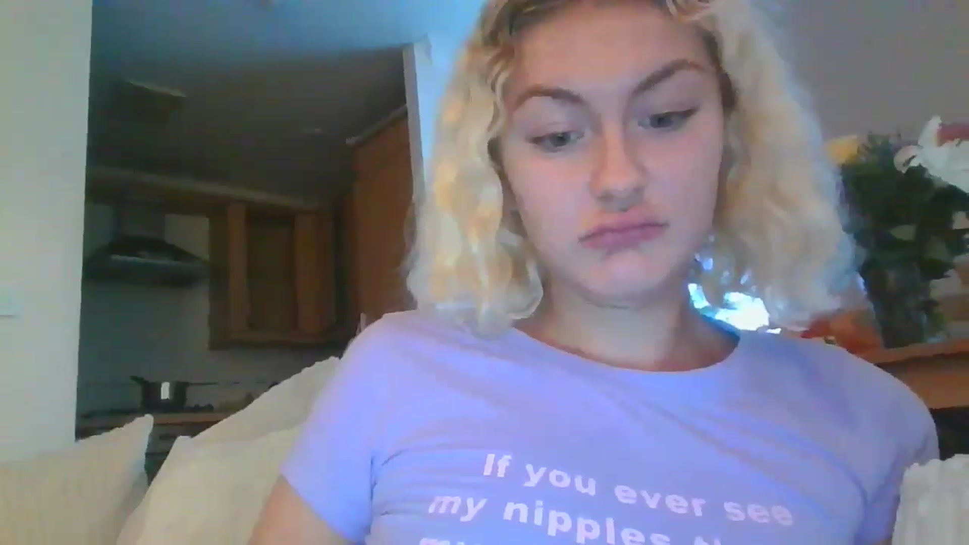 Gallery image thumbnail from misslilly's myfreecams stream on, 08/08/2025, 18:13 image 4 of 20