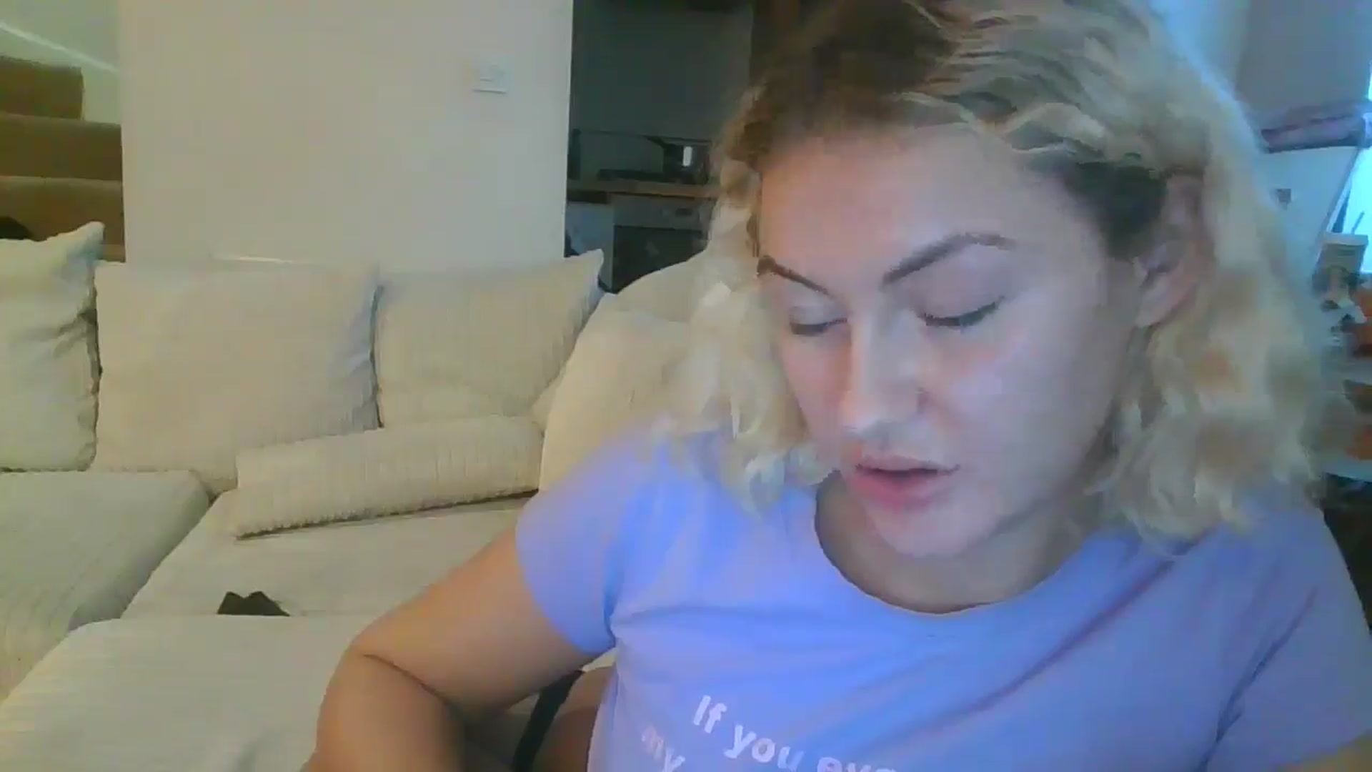 Gallery image thumbnail from misslilly's myfreecams stream on, 08/08/2025, 18:13 image 19 of 20