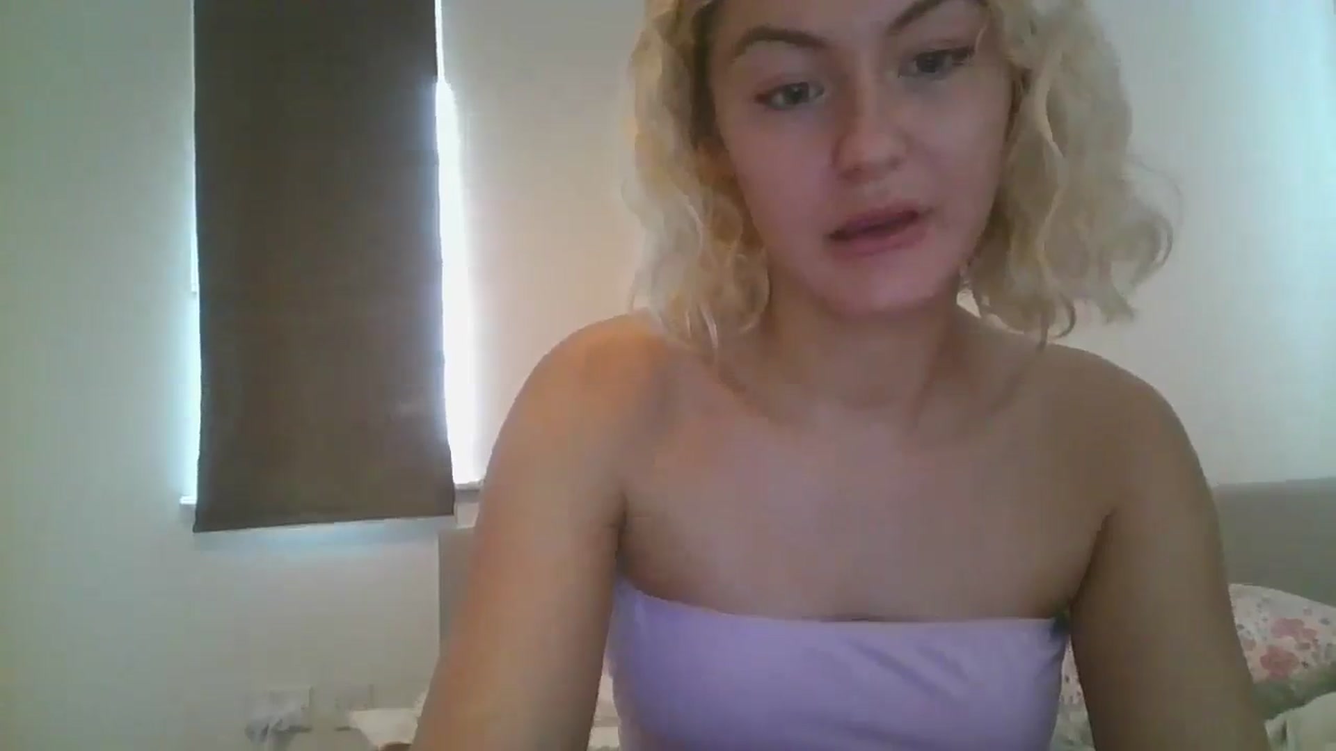 Gallery image thumbnail from misslilly's myfreecams stream on, 08/09/2025, 12:11 image 11 of 20