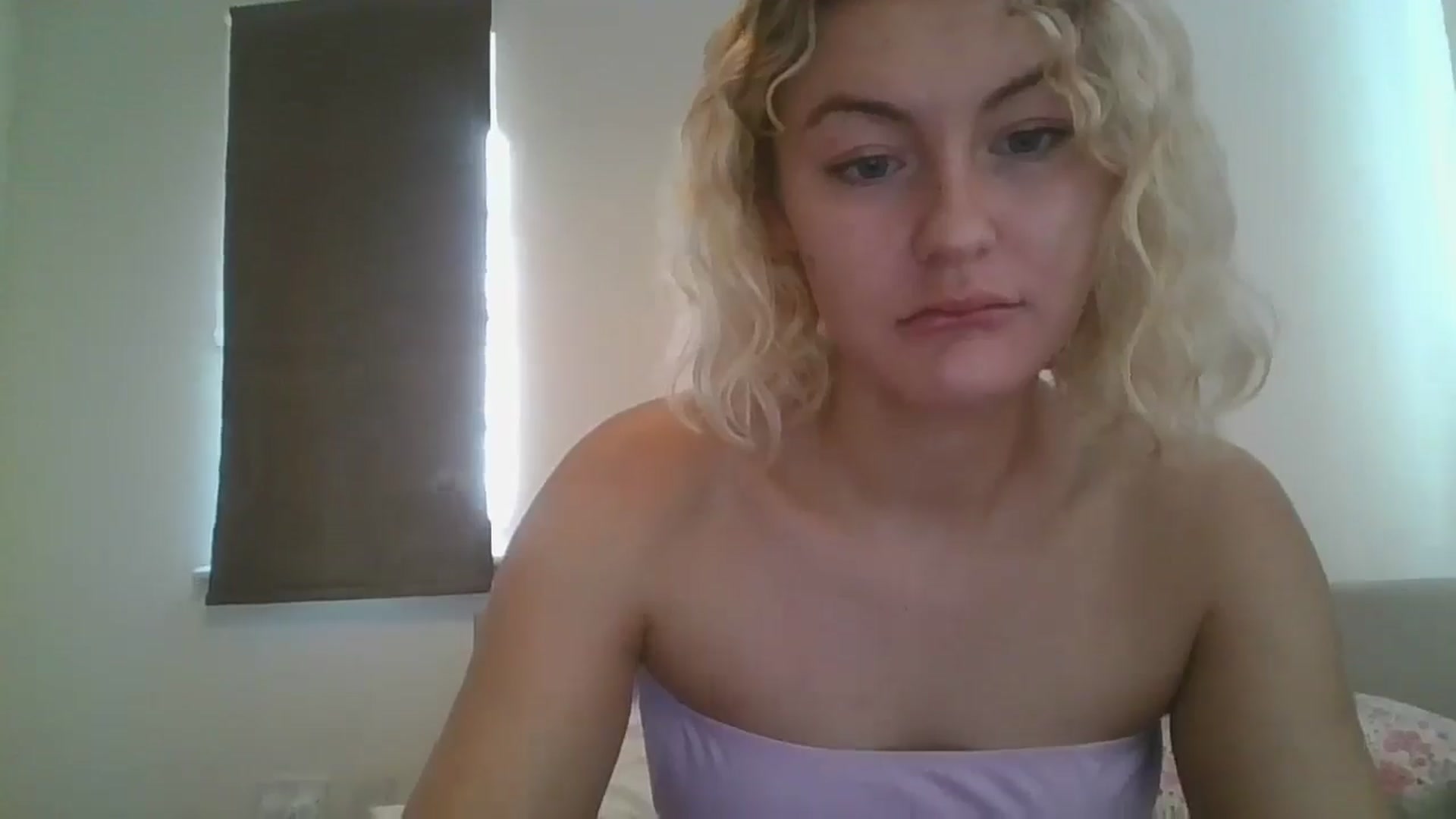 Gallery image thumbnail from misslilly's myfreecams stream on, 08/09/2025, 12:11 image 3 of 20