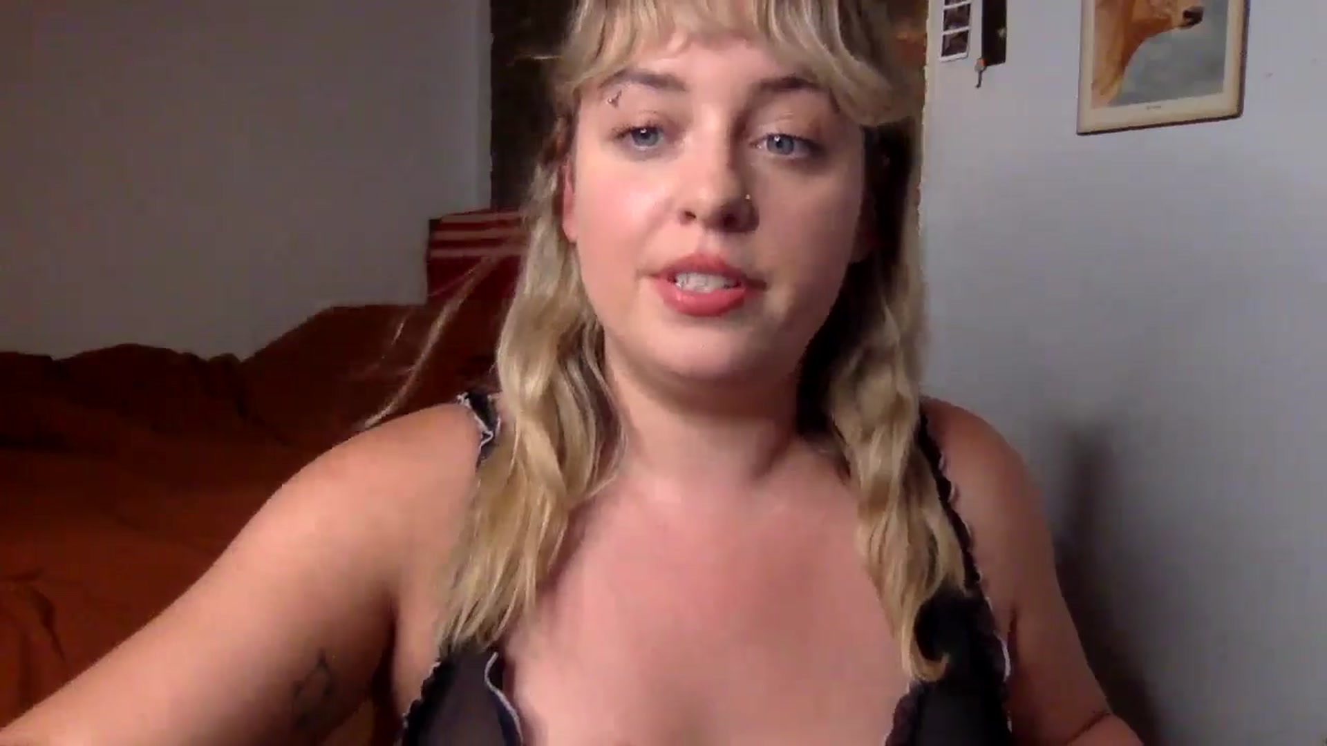Gallery image thumbnail from missmargotxx's myfreecams stream on, 07/08/2024, 01:51 image 3 of 20