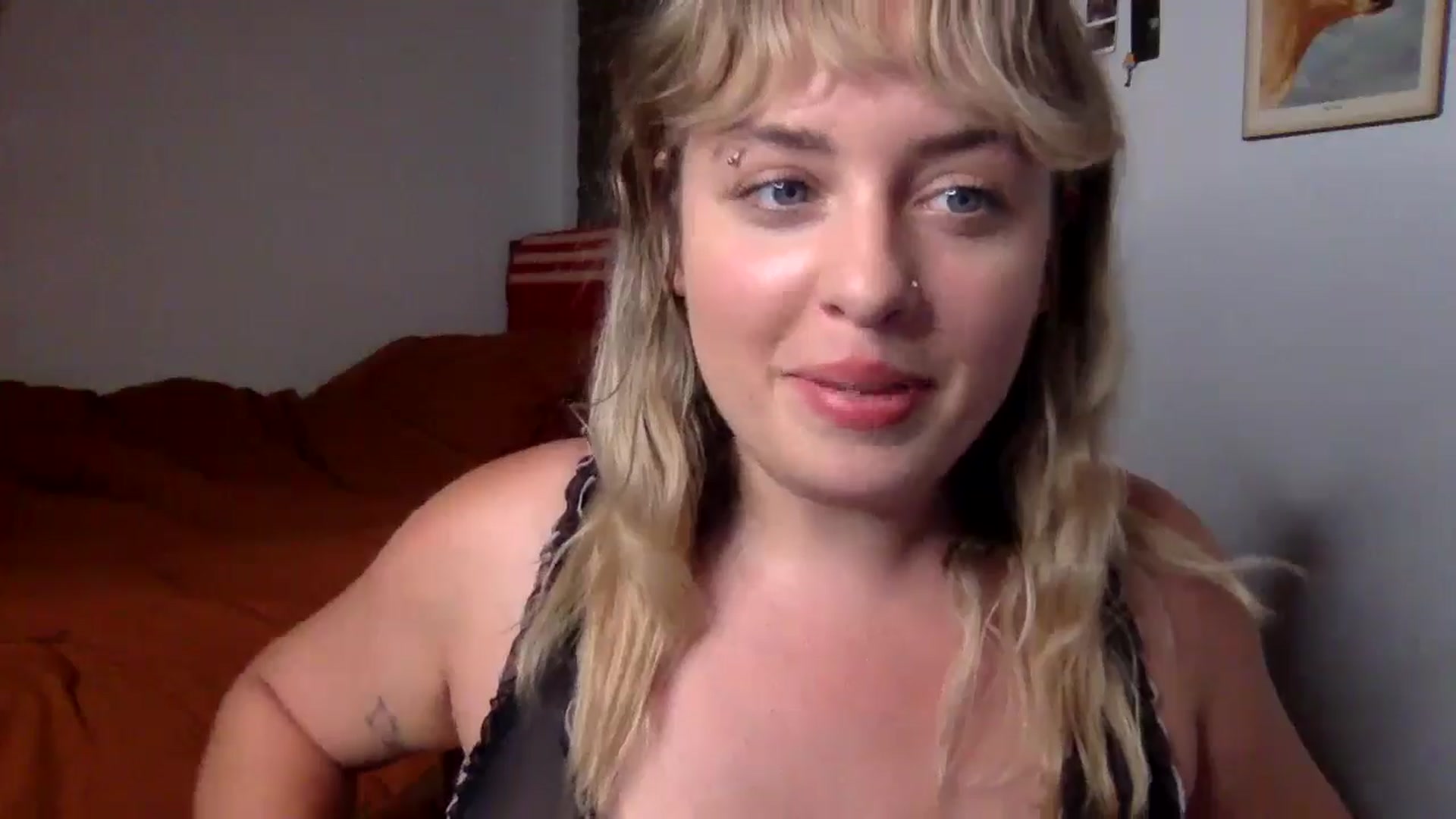 Gallery image thumbnail from missmargotxx's myfreecams stream on, 07/08/2024, 01:51 image 7 of 20