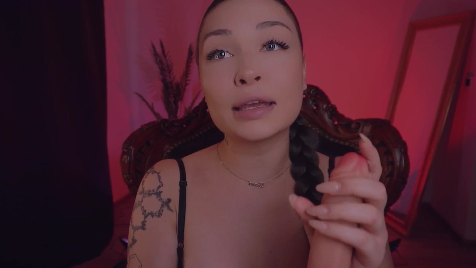 Gallery image thumbnail from missmerciless's myfreecams stream on, 03/12/2025, 12:49 image 8 of 20