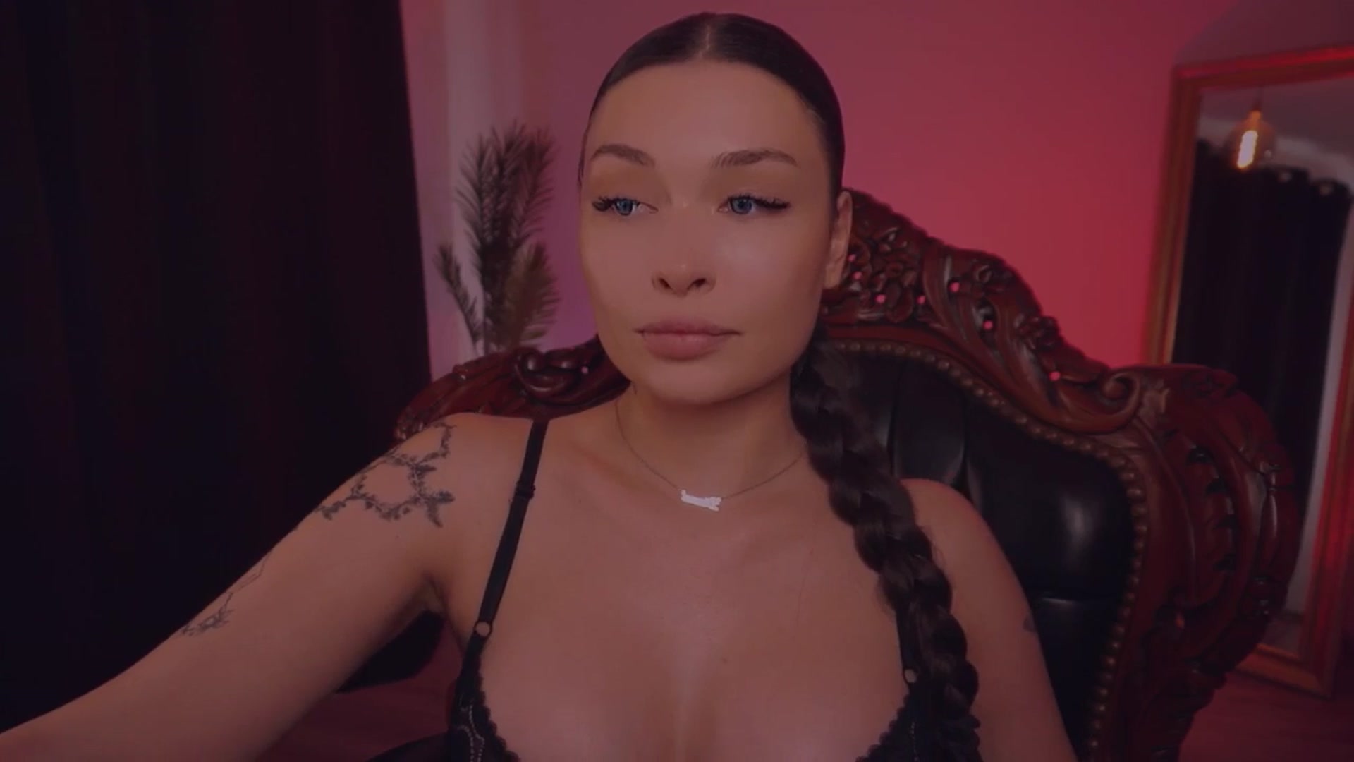 Gallery image thumbnail from missmerciless's myfreecams stream on, 03/24/2025, 13:05 image 18 of 20