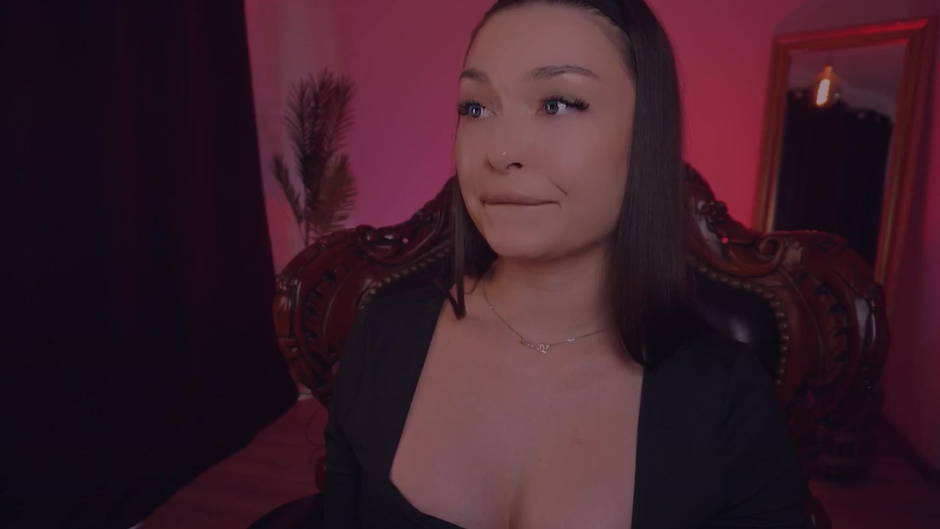 Gallery image thumbnail from missmerciless's myfreecams stream on, 03/26/2025, 12:11 image 2 of 20
