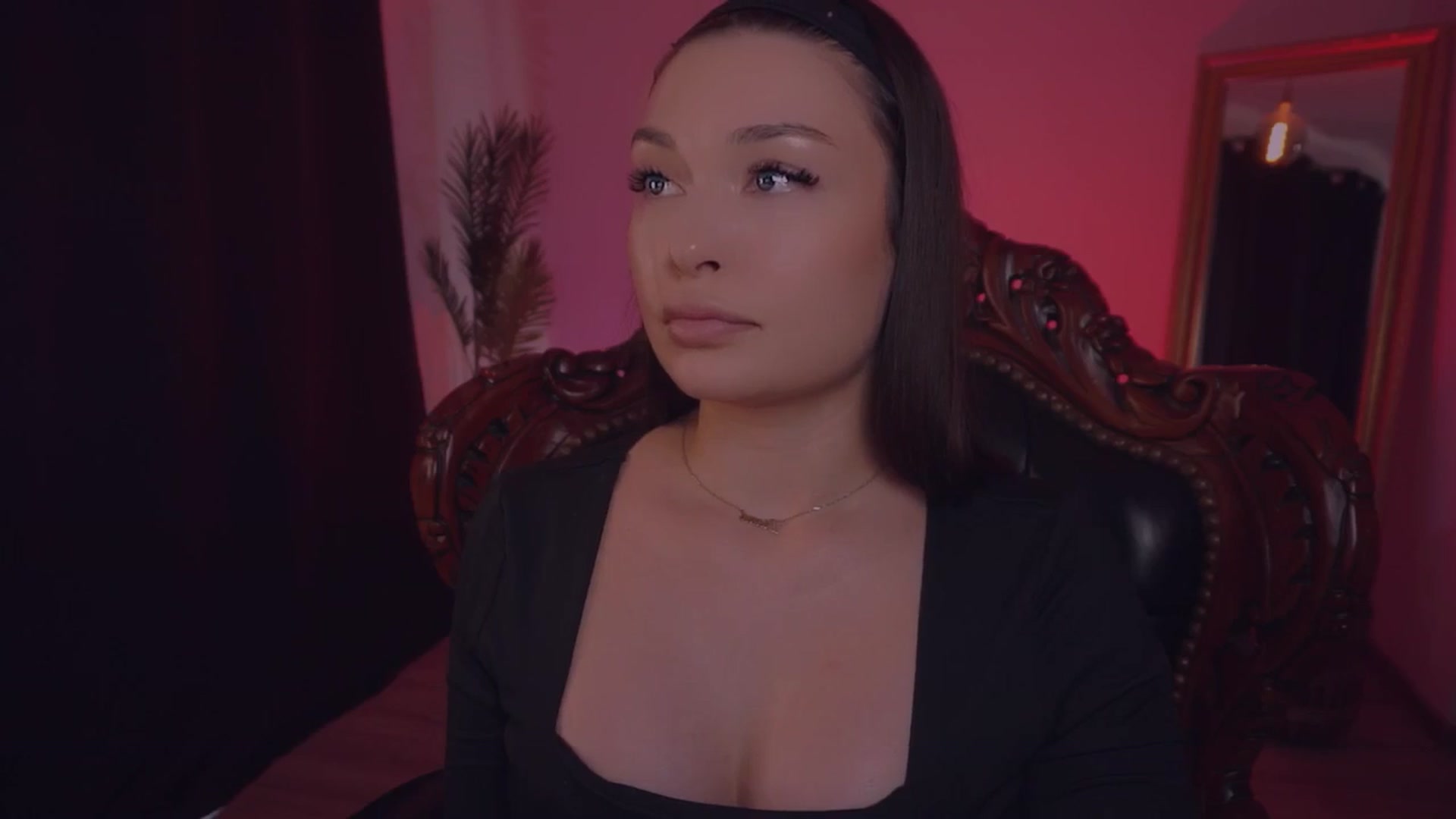 Gallery image thumbnail from missmerciless's myfreecams stream on, 03/26/2025, 12:11 image 16 of 20