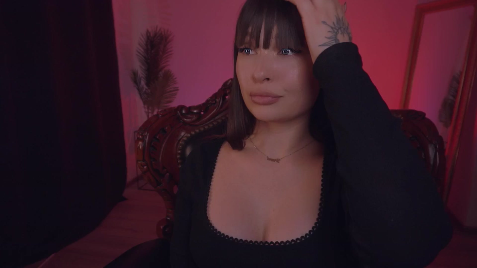 Gallery image thumbnail from missmerciless's myfreecams stream on, 04/01/2025, 12:28 image 18 of 20