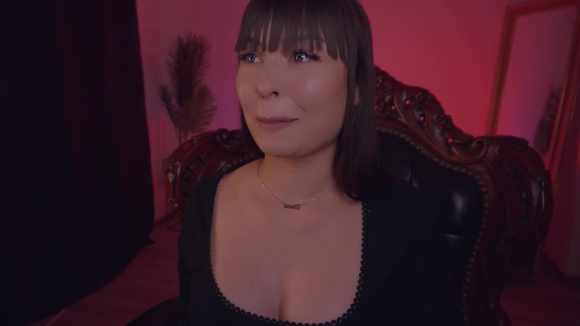Gallery image thumbnail from missmerciless's myfreecams stream on, 04/01/2025, 13:11 image 1 of 20